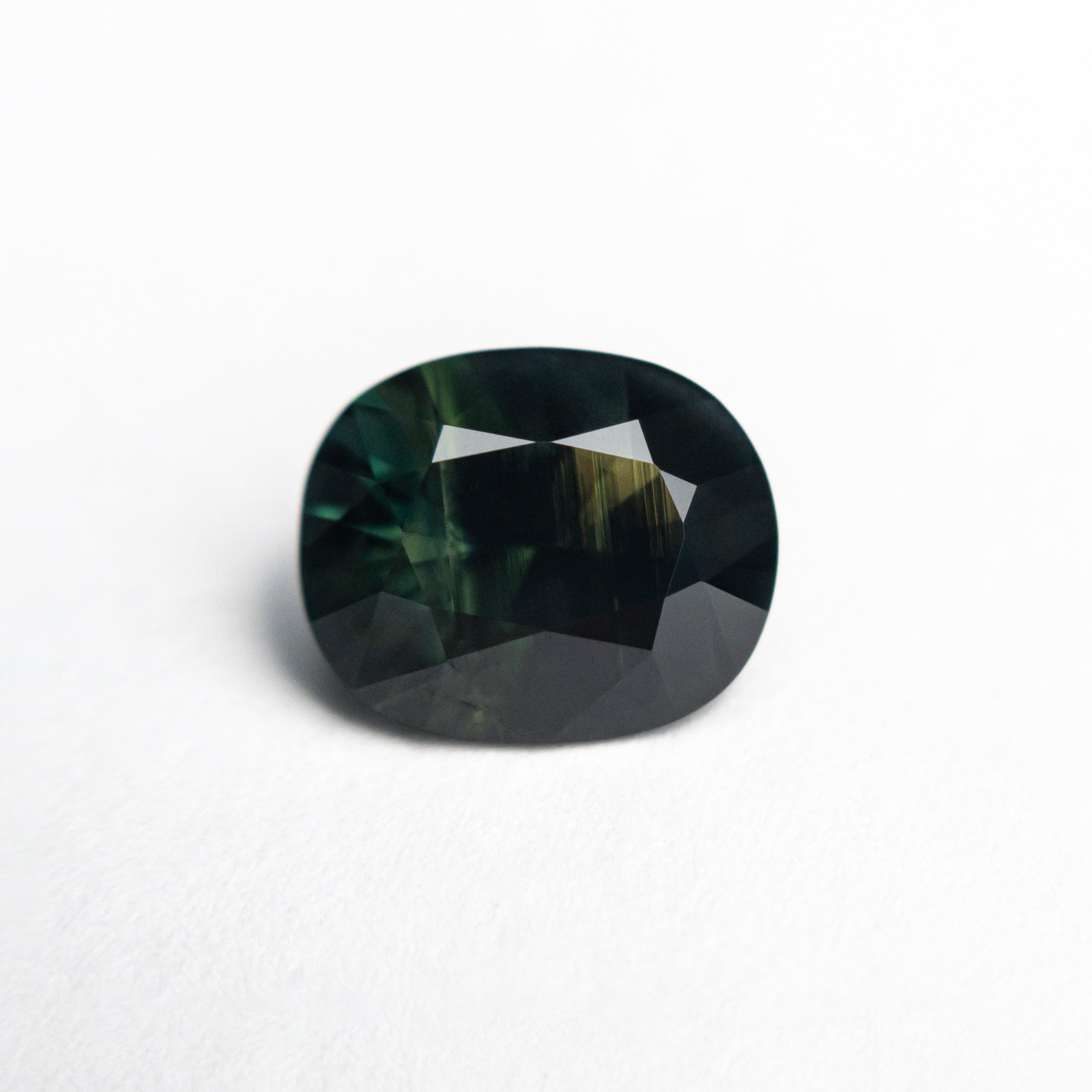 2.21ct Cushion Cut Blue Sapphire Gemstone - 8.68x7.21x4.61mm Natural Loose Stone for Engagement Rings & Fine Jewelry Making