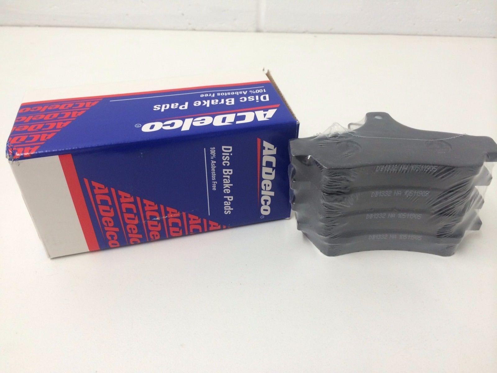 ACDelco ACD1332 Rear Brake Pads for Holden Commodore VT VX VY VZ - High Performance Braking for Daily Driving & Highway Safety