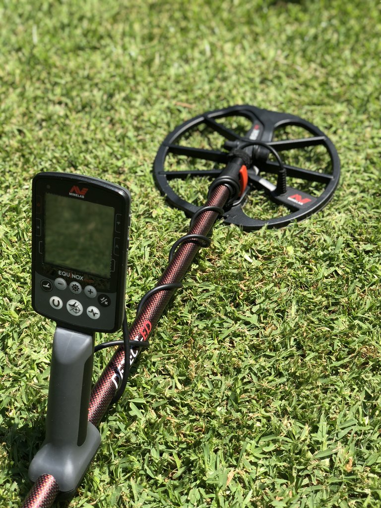 Carbon Fiber Shaft for Minelab Equinox Metal Detector - Lightweight & Durable Detect Ed Red Belly Replacement - Perfect for Treasure Hunting & Beach Metal Detecting