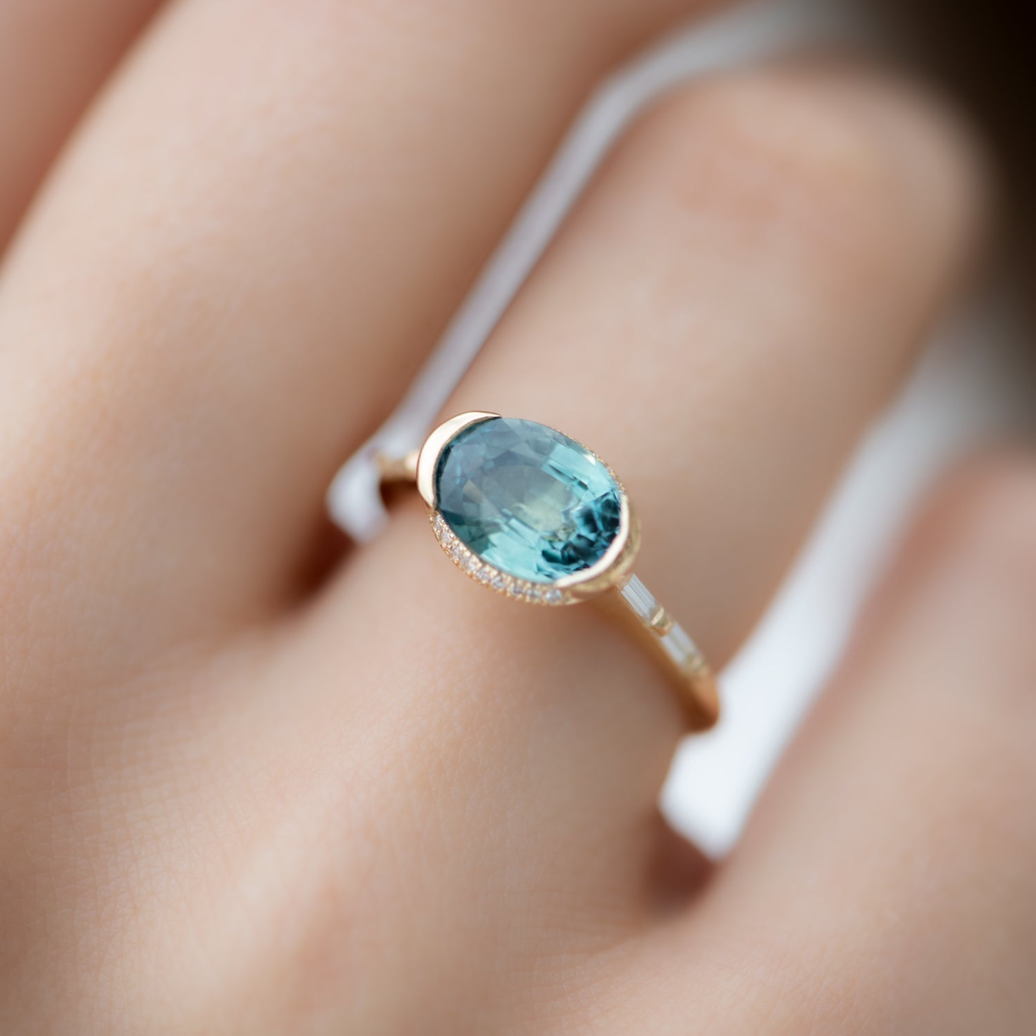 Exquisite Teal Sapphire and Diamond Engagement Ring - Handcrafted Unique Design for Proposal, Wedding, Anniversary & Special Occasions