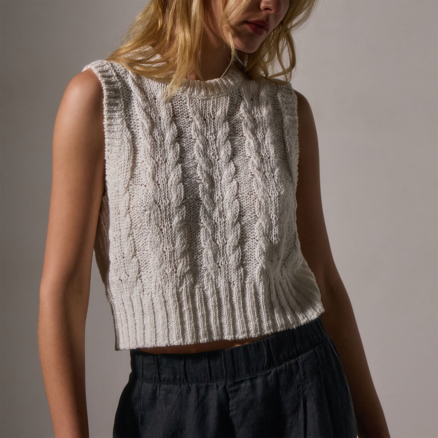 Cotton Linen Cable Knit Vest for Women - Soft & Breathable White Sweater Vest - Perfect for Layering in Fall & Winter