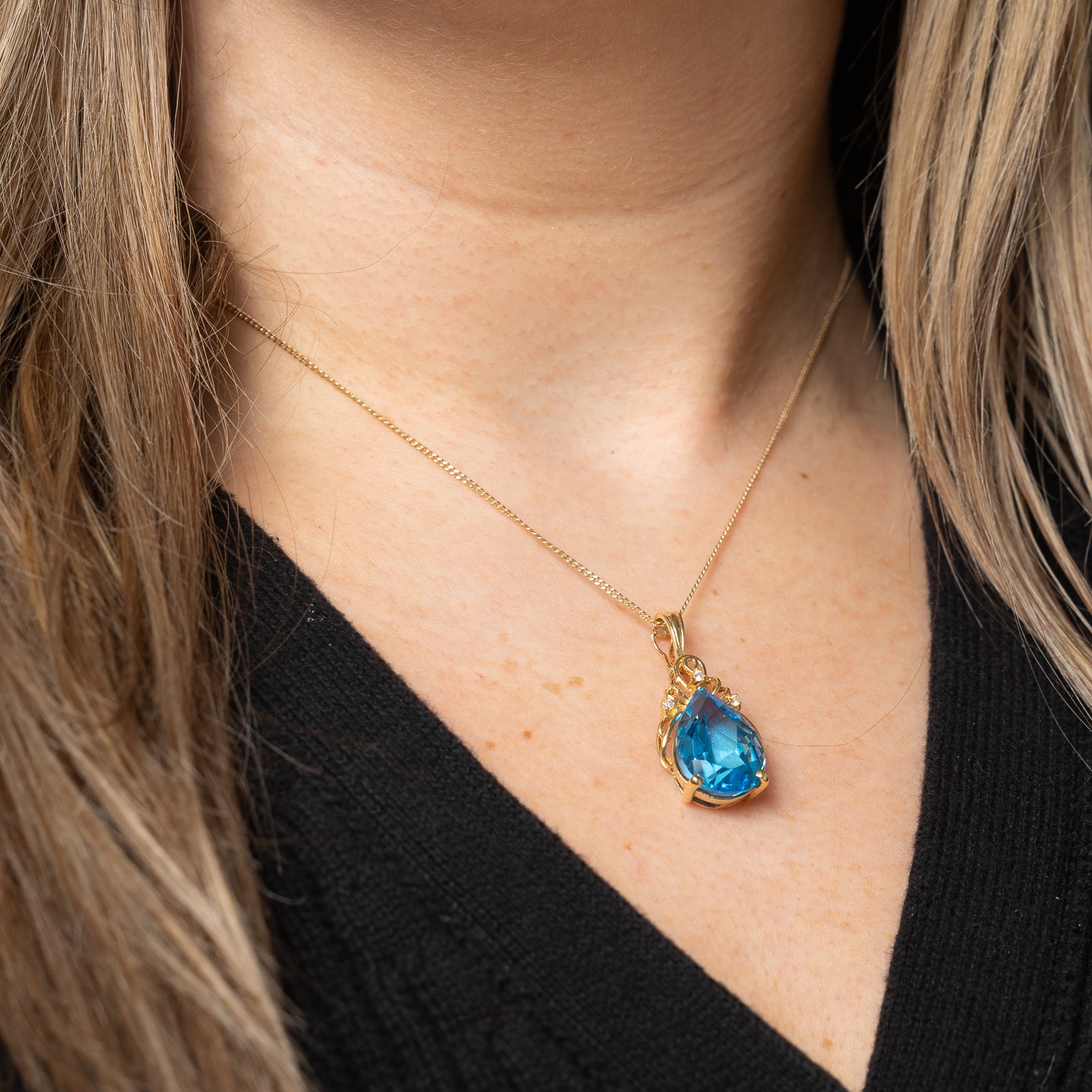 Exquisite 6.85ct Topaz & 0.045ct Diamond Pendant Necklace - Elegant Blue Gemstone Jewelry for Women - Perfect Gift for Birthday, Anniversary & Special Occasions