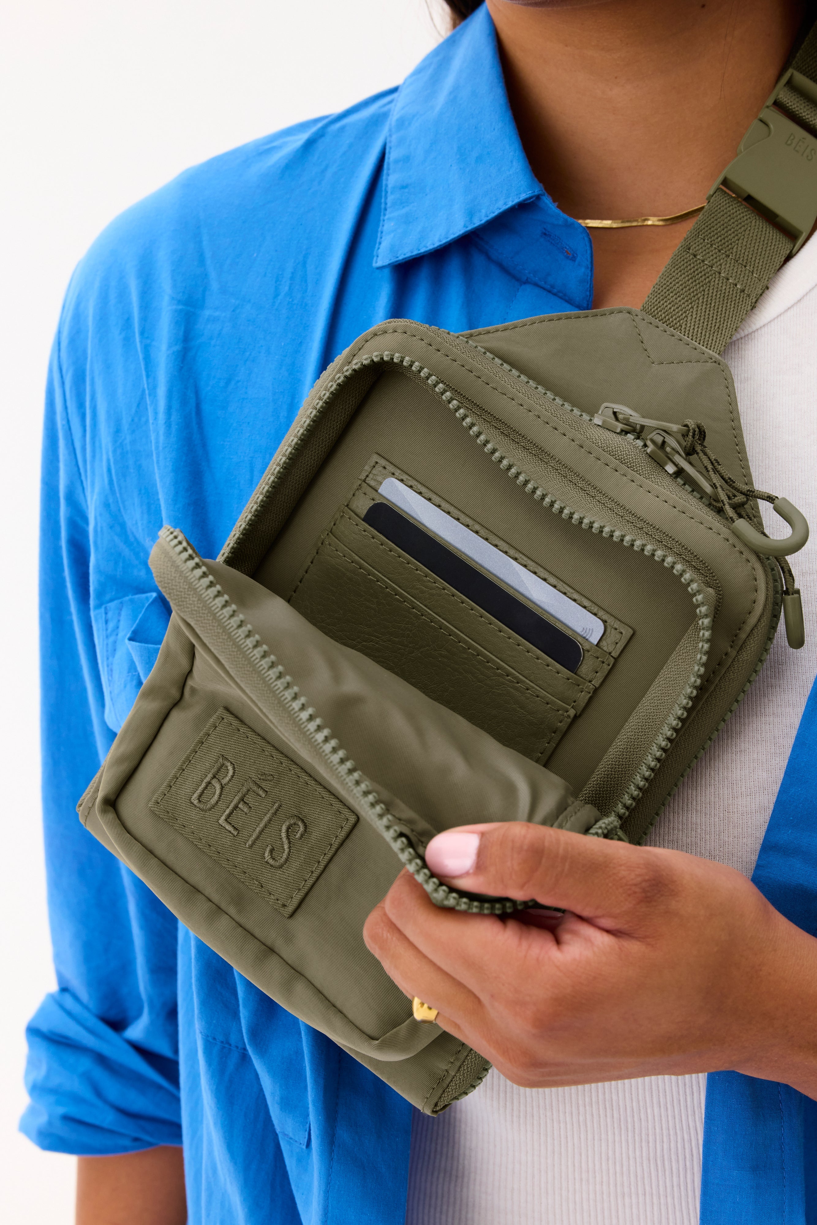 Premium Olive Green Sport Sling Bag - Lightweight & Durable Crossbody Bag for Running, Hiking, Gym & Outdoor Activities | Hands-Free Convenience for Workouts & Travel