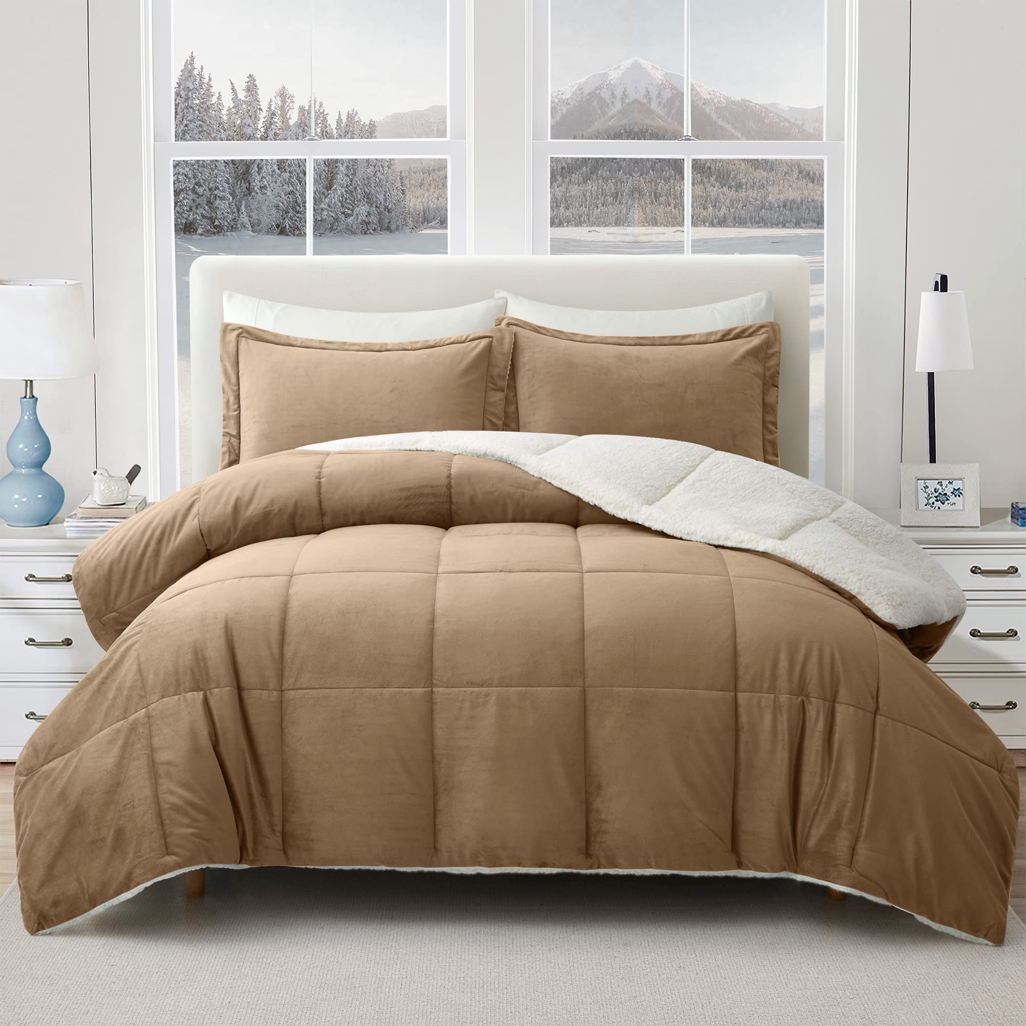 PEACE NEST 3-Piece Reversible Sherpa Winter Comforter Set with Pillow Shams - Queen Size Down Alternative Bedding in Gold - Cozy & Warm for Cold Weather Bedroom Decor