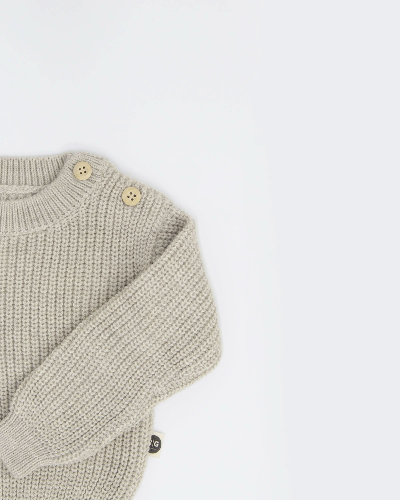 Stylish Button-Down Collar Sweater for Men & Women - Perfect for Casual Outfits, Office Wear & Winter Layering