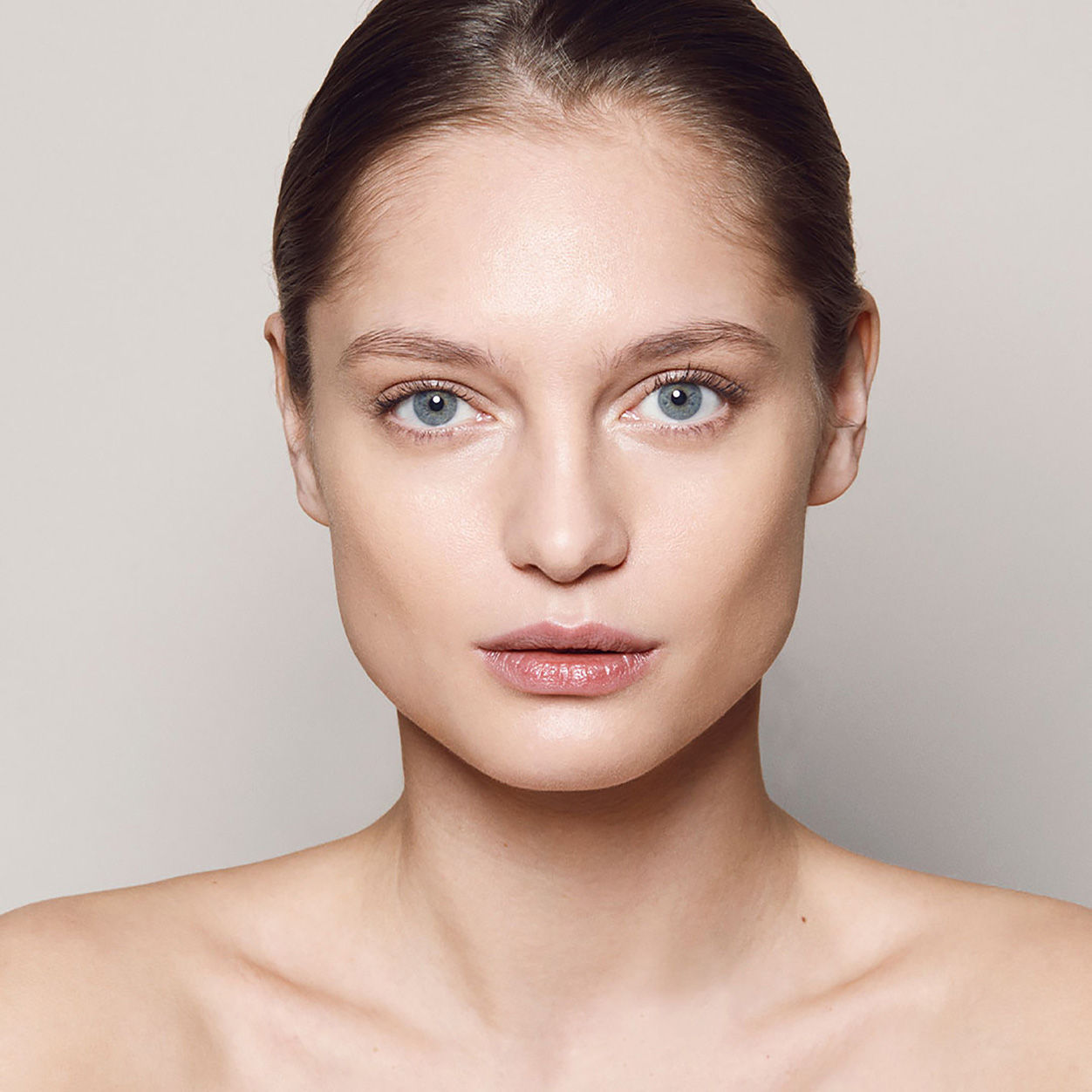 Best Invisible Touch Liquid Foundation - Lightweight, Full Coverage Makeup for Flawless Skin - Perfect for Daily Wear & Special Occasions