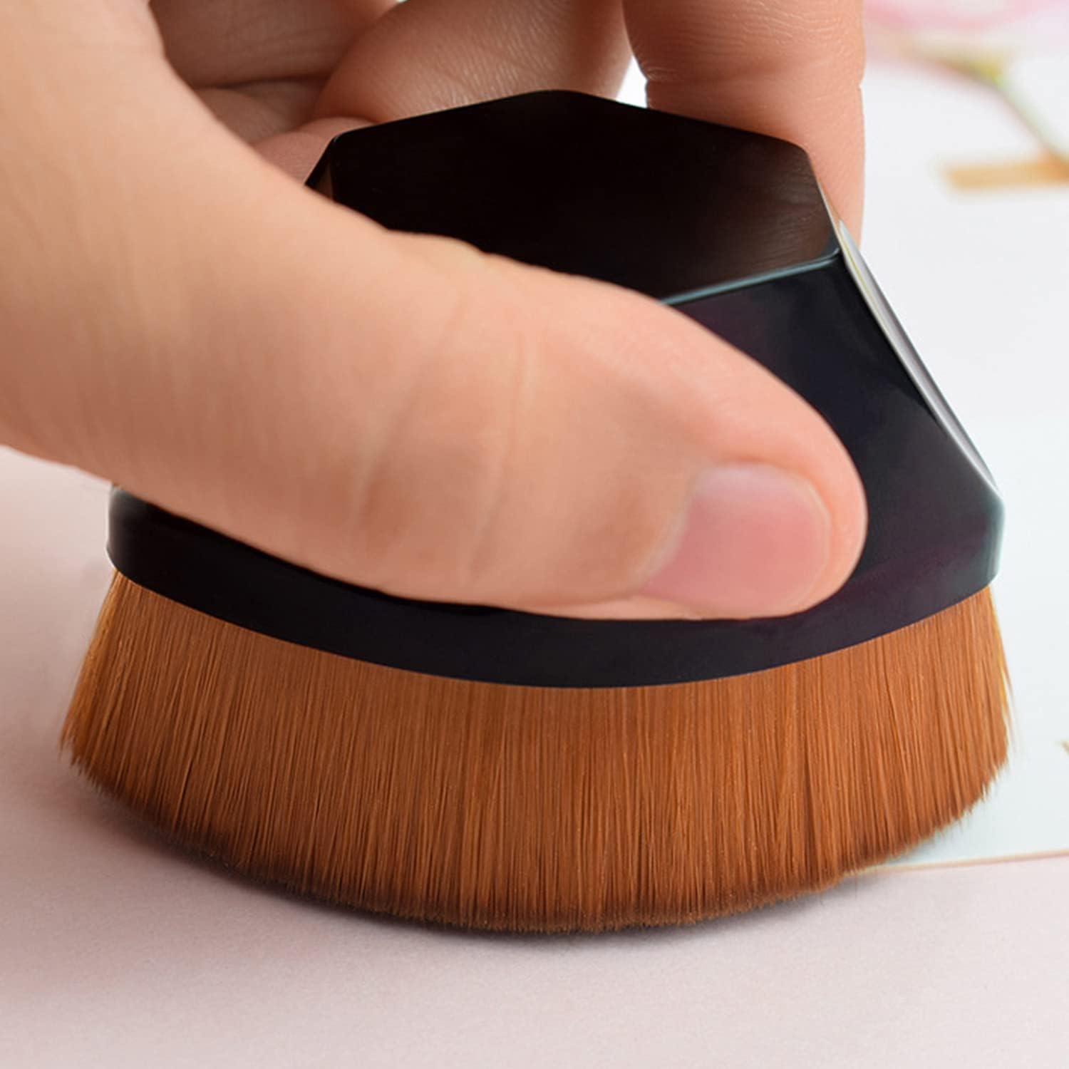GOSK ENTERPRISE Professional Foundation Makeup Brush - Soft Blending Brush for Liquid, Cream & Blush | Perfect for Everyday Makeup & Professional Use | Ideal for Women's Beauty Routine & Makeup Artists