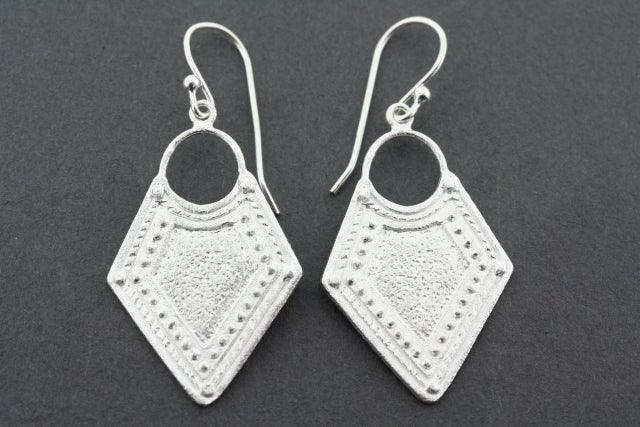 Stylish Fibula Earrings for Women - Trendy Boho Jewelry Gift for Everyday Wear & Special Occasions