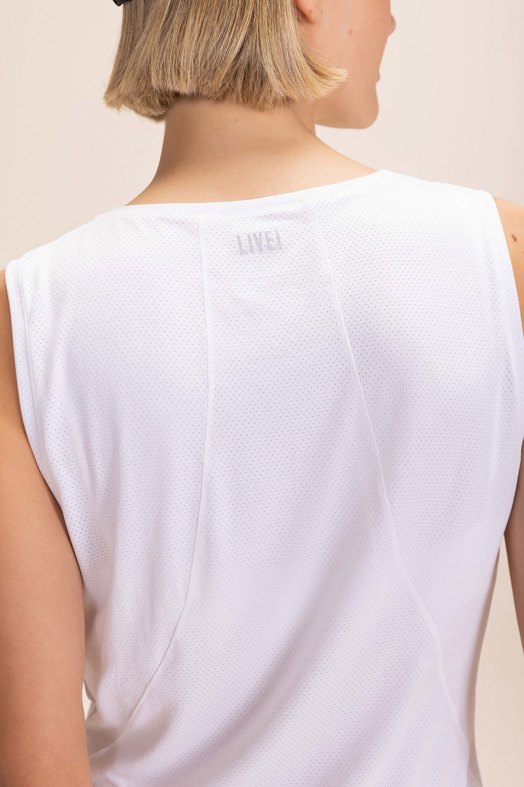 Action Line Tank Top for Women - Breathable & Comfortable Workout Shirt - Perfect for Gym, Running, Yoga & Summer Outfits