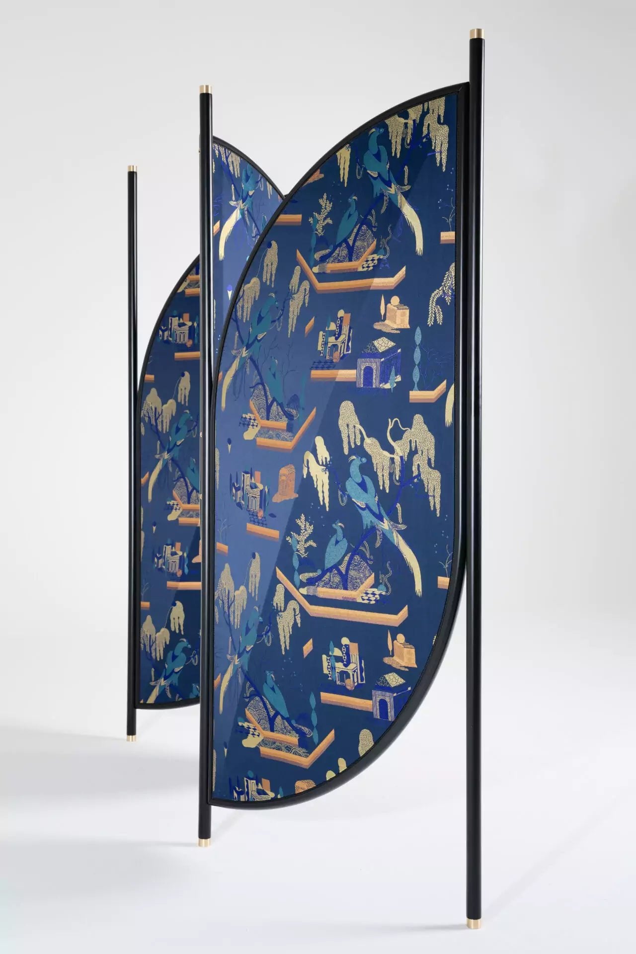 GTV 3-Panel Room Divider Privacy Screen - Decorative Folding Partition for Home, Office, or Event Spaces | Perfect for Creating Separate Areas in Living Rooms, Bedrooms, and Workspaces
