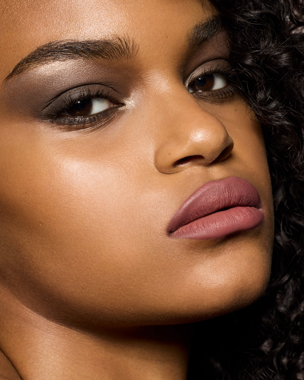 Stunna Lip Paint Longwear Liquid Lipstick - Smudge Proof, Transfer Resistant, 12-Hour Wear - Perfect for Parties, Dates & Special Events
