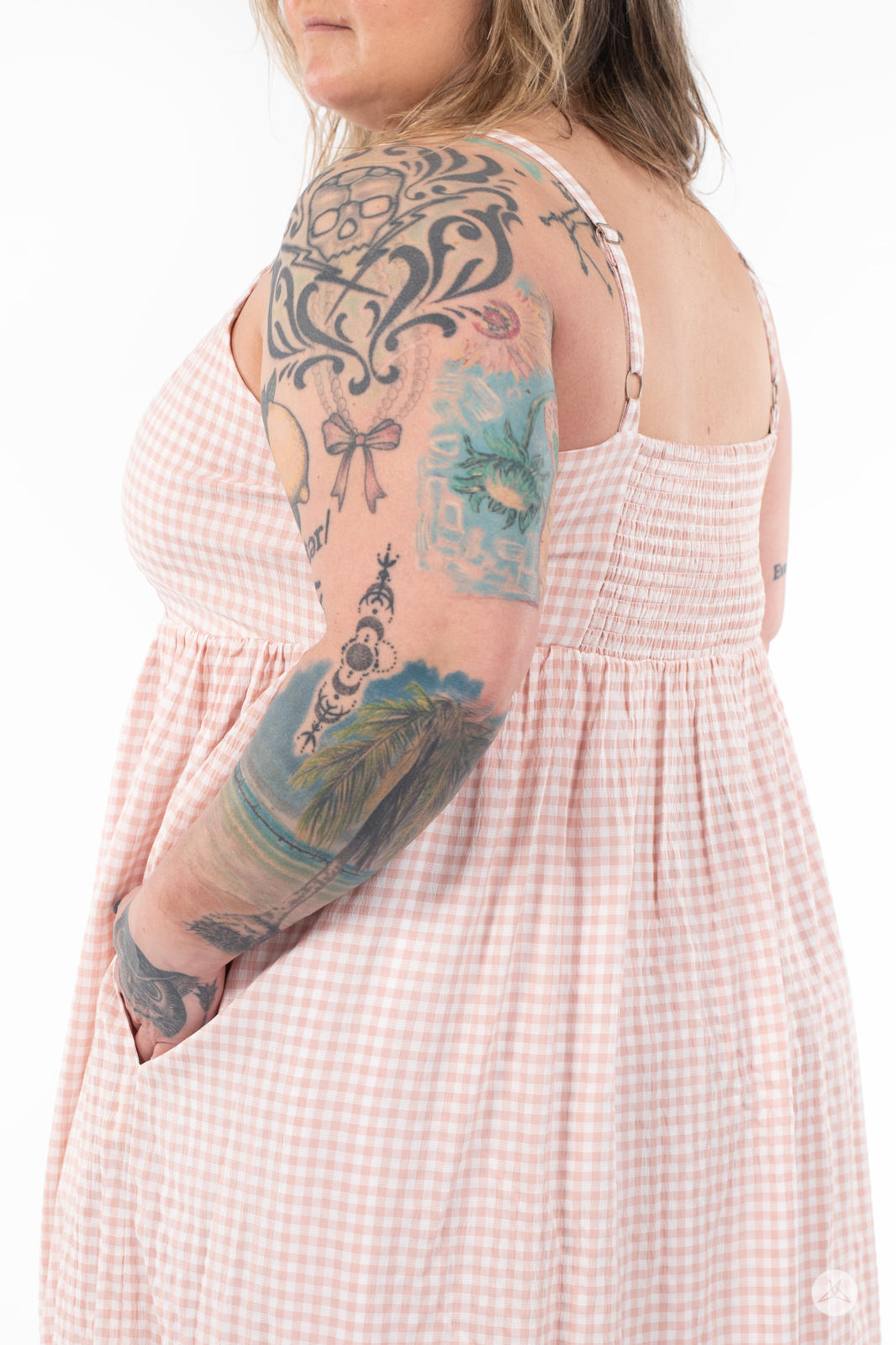Stylish Gingham Dress for Women - Floral Print Summer Dress - Perfect for Picnics, Beach Outings & Casual Wear