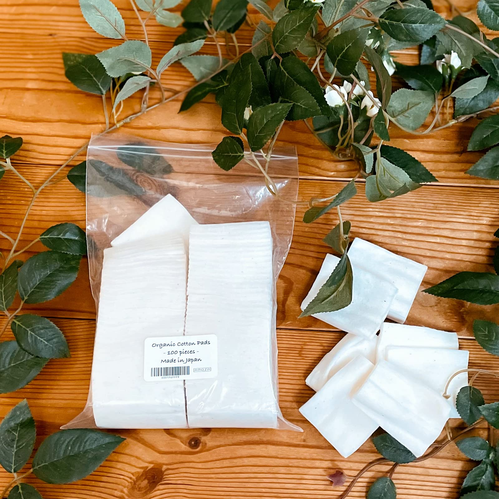 Japanese Organic Cotton Pads 100% Unbleached - 100 Pieces (2 Packs) | Hypoallergenic & Eco-Friendly | Perfect for Makeup Removal, Skincare & Baby Care