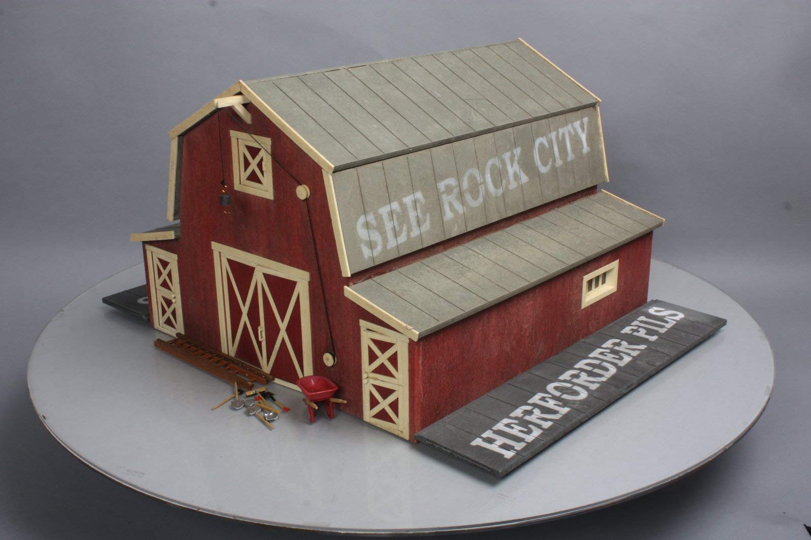 Piko G Scale Model Train Buildings - American BARN - 62110 | Realistic Miniature Farmhouse for Model Railroad Layouts | Perfect for Train Sets, Dioramas & Collectors