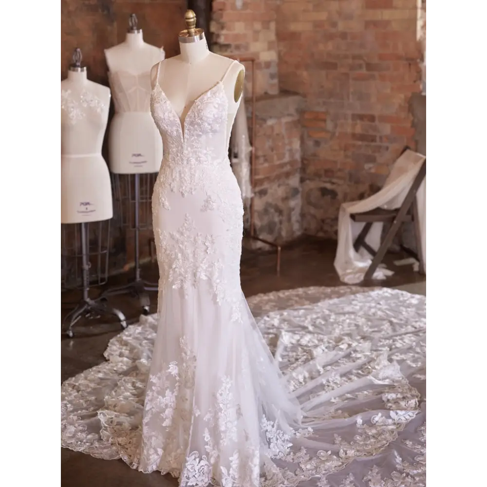 Maggie Sottero Fontaine Detachable Sparkle Tulle Train Extension - Wedding Dress Accessory for Bridal Gowns, Perfect for Bridal Showers, Photos & Ceremonies