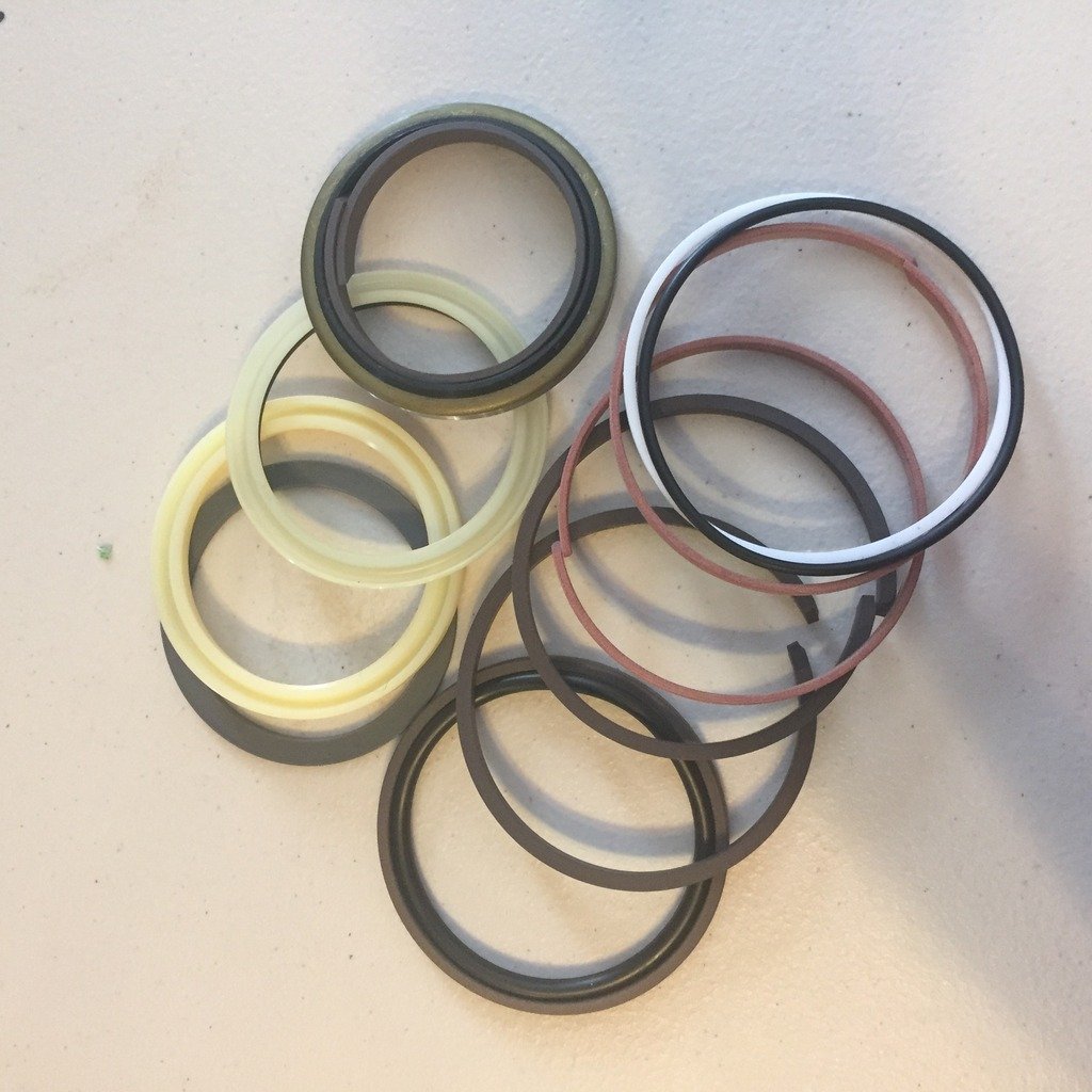 Komatsu PC220-3 PC220LC-3 Arm Cylinder Seal Kit Replacement for 707-98-57201 - Heavy Duty Hydraulic Repair for Excavator Maintenance & Construction Projects