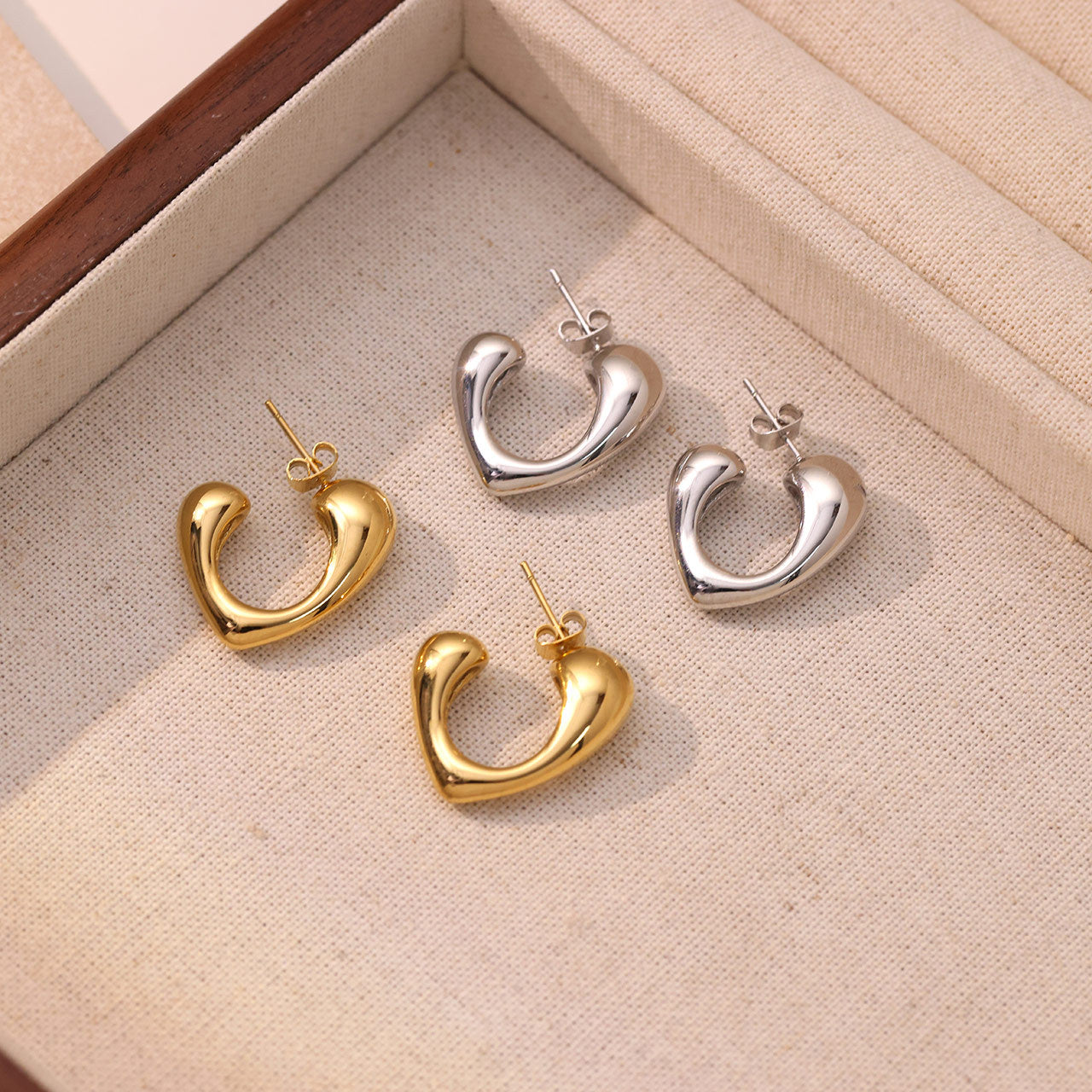 18K Gold Plated Heart U Hoop Earrings for Women - Elegant Valentine's Day Gift for Her | JDE082 | Perfect for Date Nights, Anniversaries and Romantic Occasions