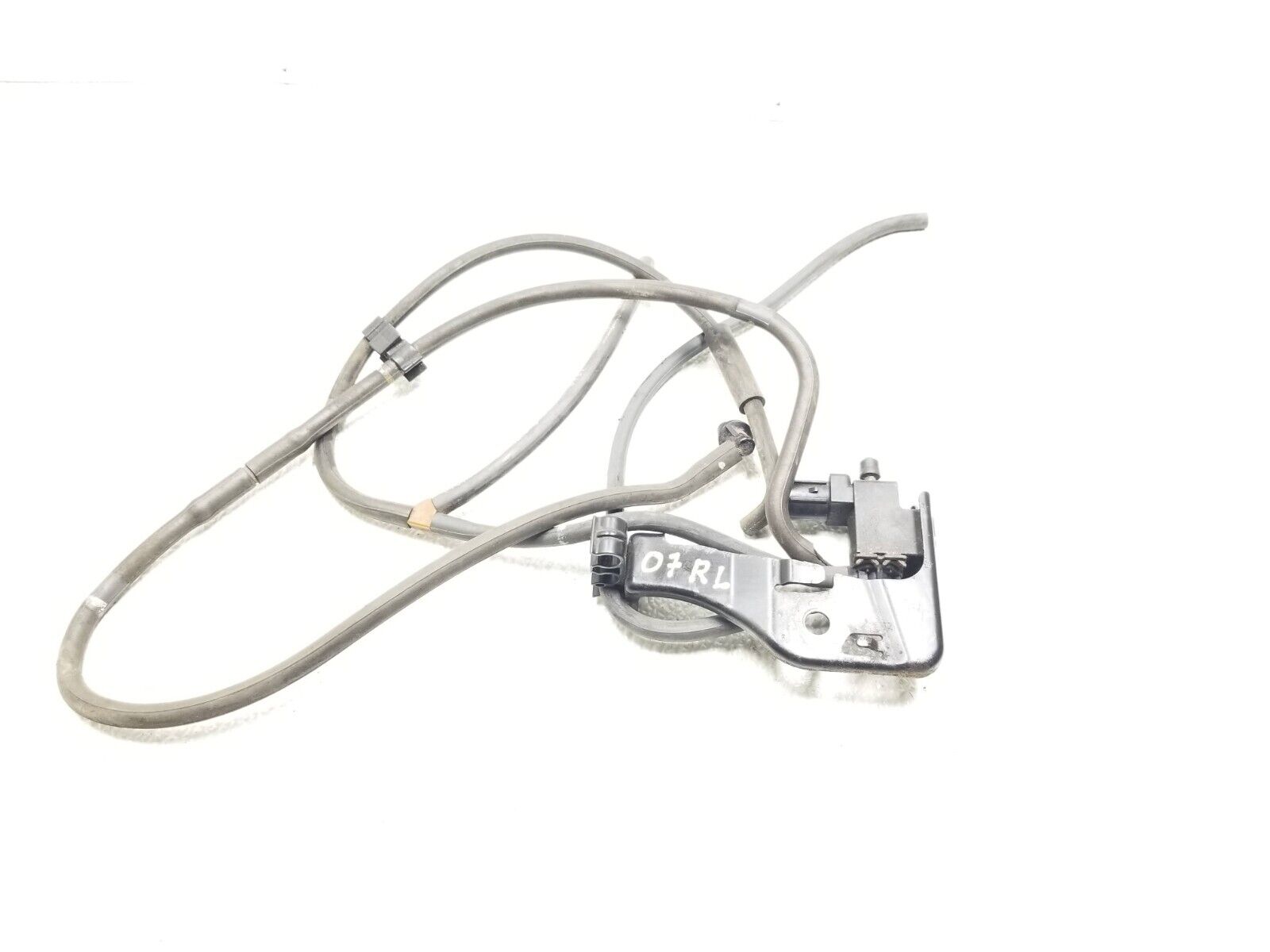 05-08 Acura RL 3.5L OEM Purge Valve Replacement - Compatible with 2005 2006 2007 2008 Acura RL Models - Fixes EVAP System Issues & Improves Fuel Efficiency