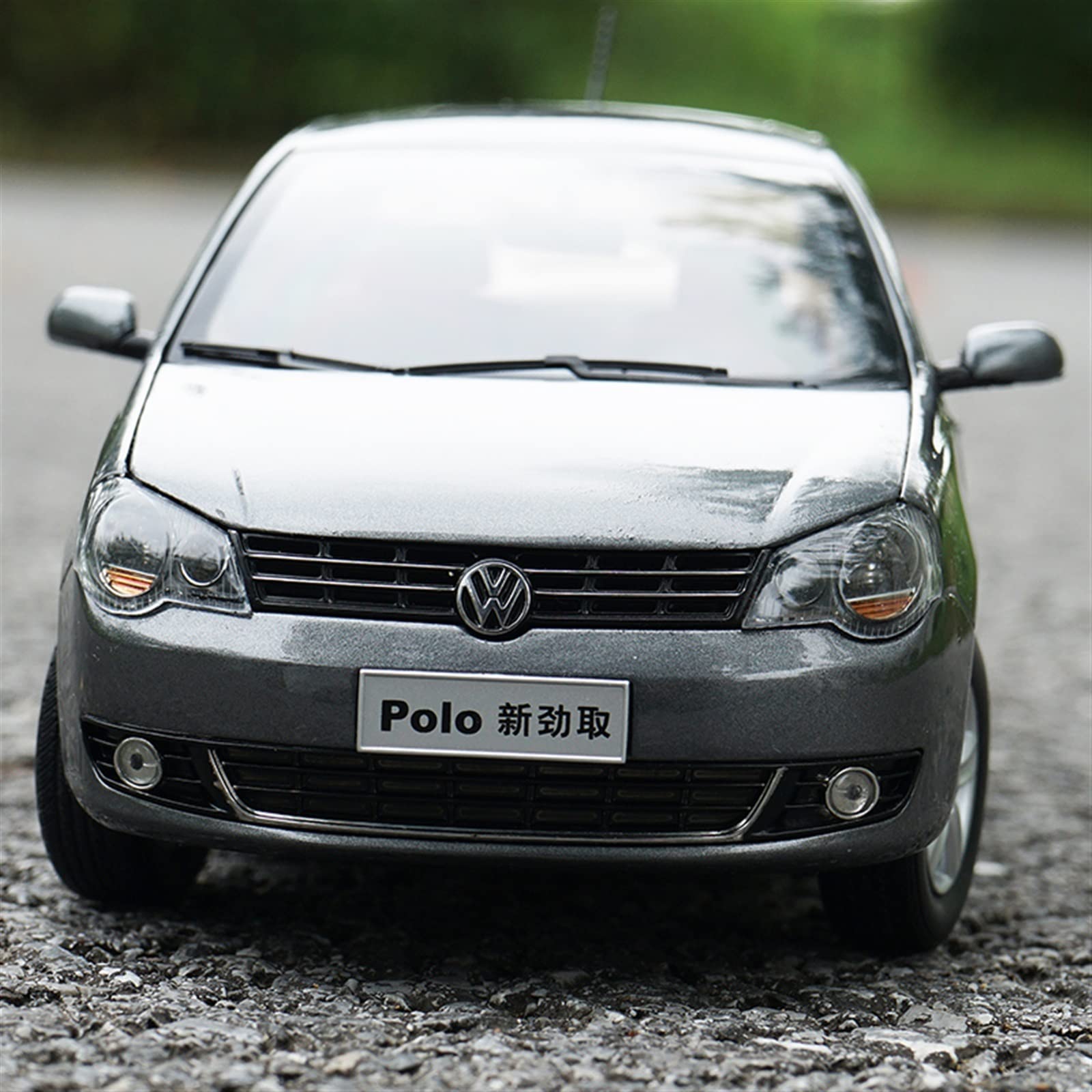 1/18 Volkswagen Polo Alloy Diecast Car Model - Premium Collectible Toy Vehicle with Chrome Finish | Perfect for Car Enthusiasts, Display Collections & Gift Giving