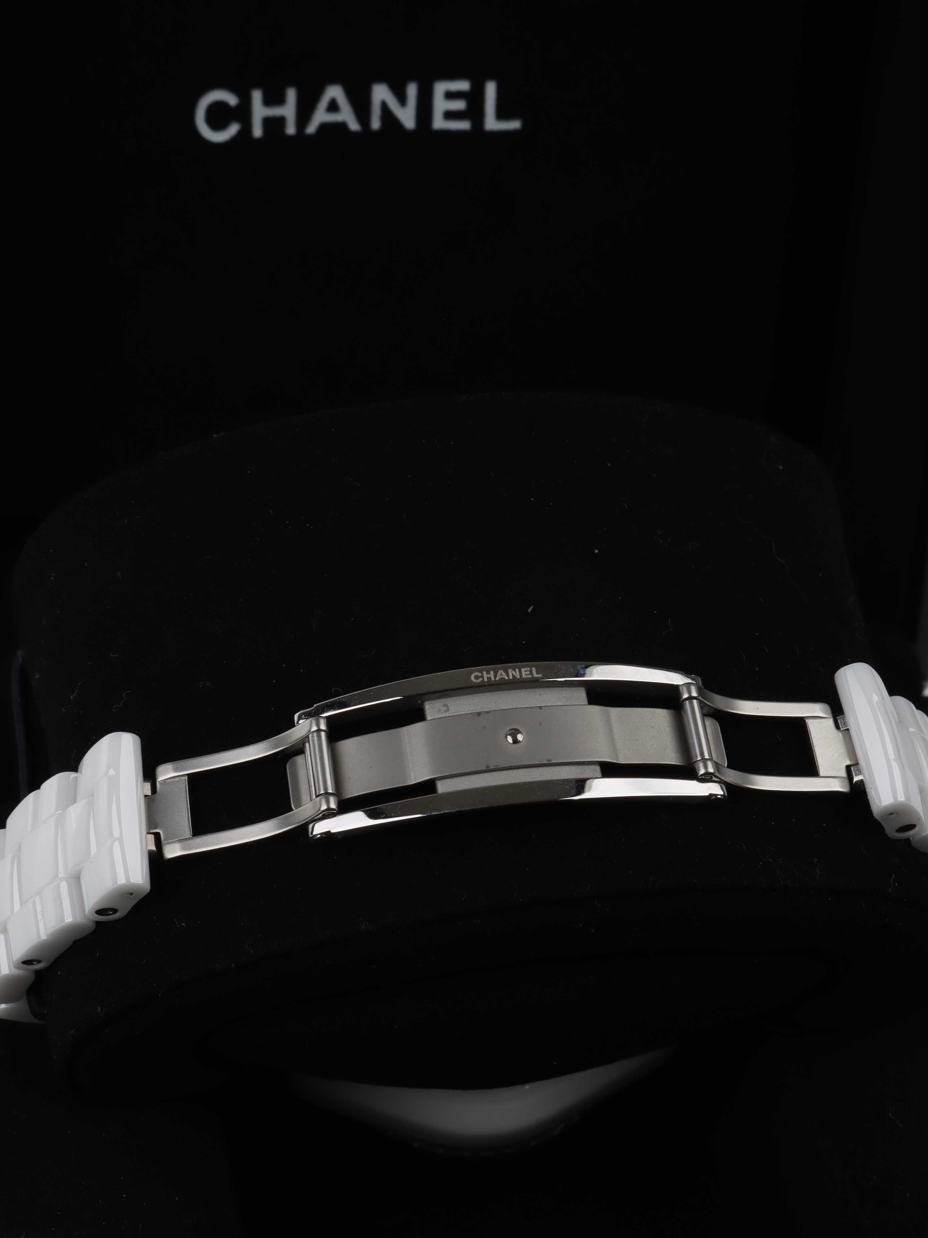 Chanel J12 White Ceramic & Steel 33mm Women's Watch - Luxury Swiss Timepiece for Everyday Wear & Special Occasions