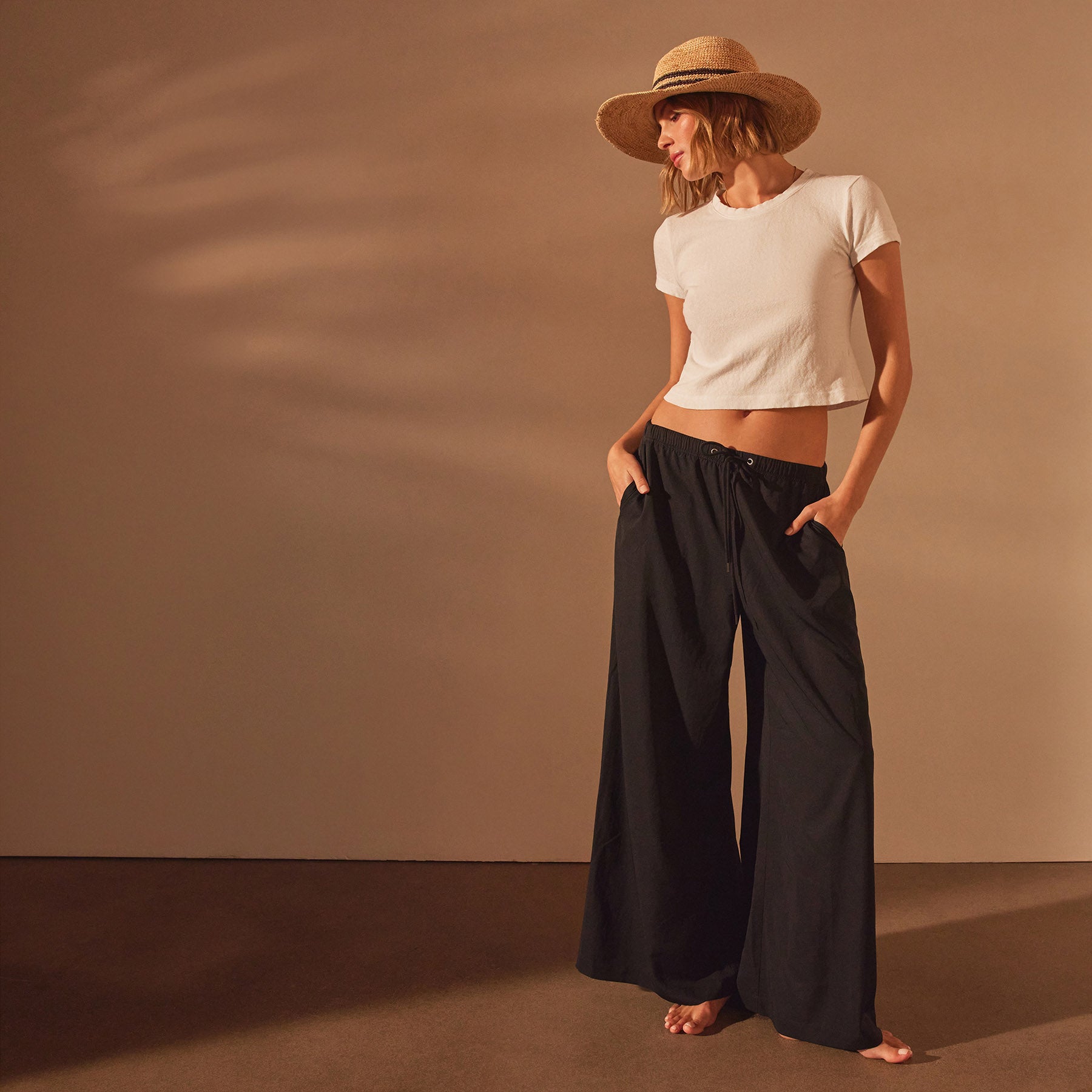 Soft Brushed Jersey Cropped T-Shirt for Women - Comfortable White Crop Top for Casual Wear & Summer Outfits | Perfect for Layering, Street Style & Everyday Fashion