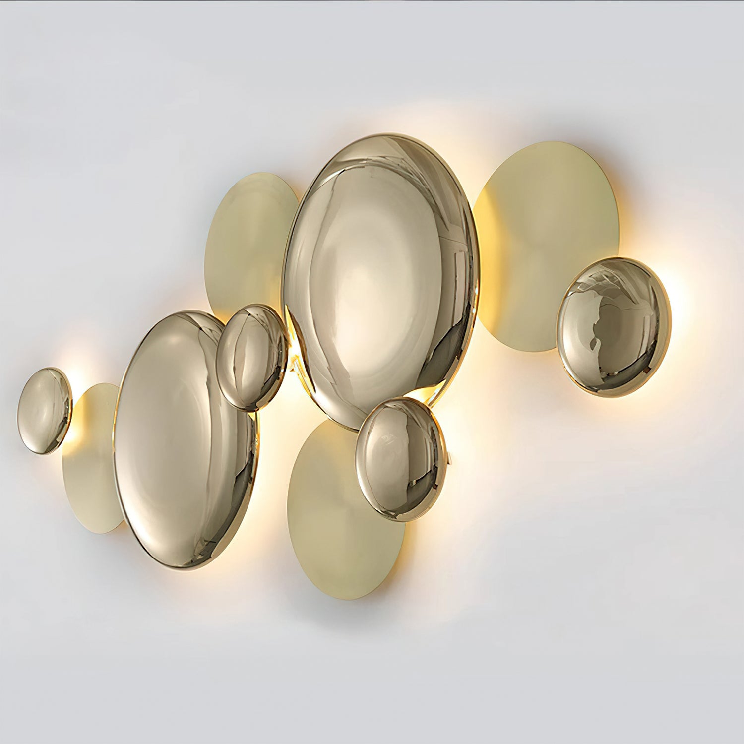 Golden Family Wall Light - Elegant Home Decor Lighting for Living Room, Bedroom & Hallway - Perfect for Indoor Wall Mounting & Ambient Illumination