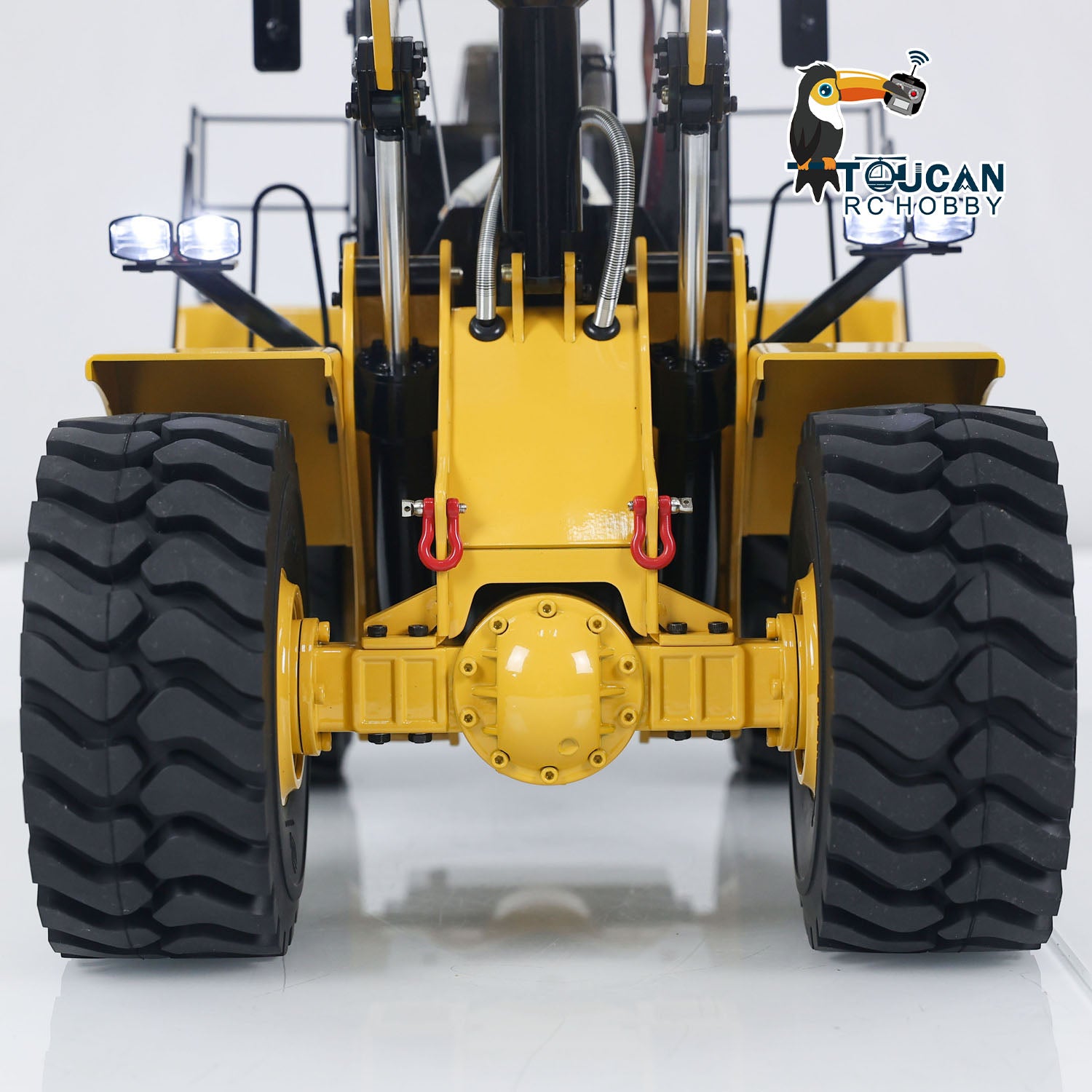 1/14 Scale Metal 470 Hydraulic RC Heavy Duty Loader - Remote Control Construction Vehicle with Smoke, Sound & Light - Fully Assembled Wheel Loader Model for Construction Enthusiasts & Collectors - Perfect for RC Hobbyists, Construction Simulation & Display Collections