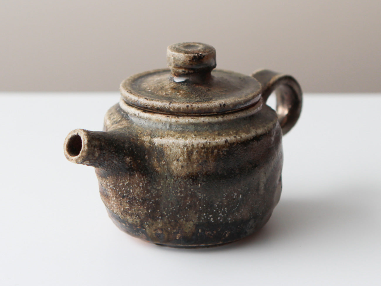 Premium 14-Day Fired Ceramic Teapot No.6 - Handcrafted Japanese Style Cast Iron Teapot for Tea Brewing, Perfect for Home, Office & Tea Ceremonies