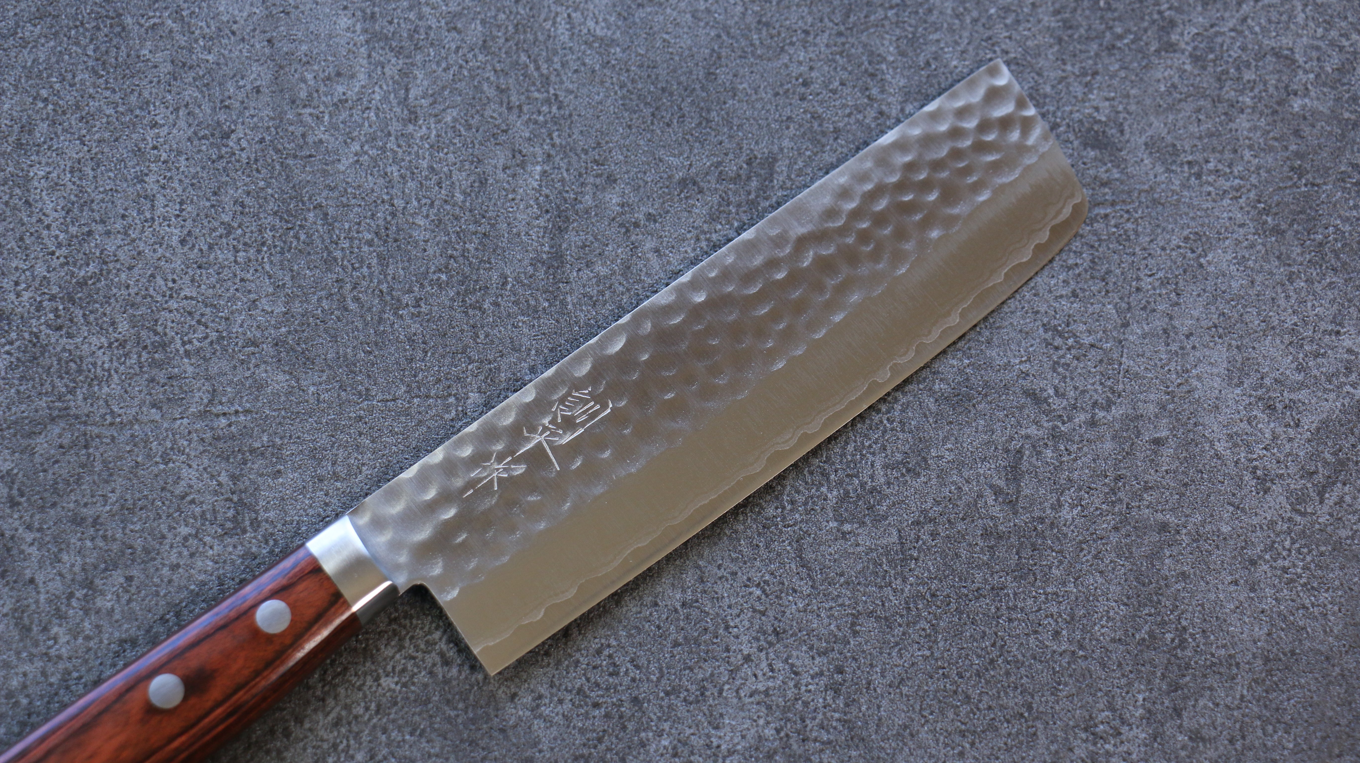 Premium Kunihira Kokuryu VG10 Hammered Damascus Usuba Knife 165mm with Mahogany Handle - Japanese Chef Knife for Slicing, Dicing & Precision Vegetable Cutting
