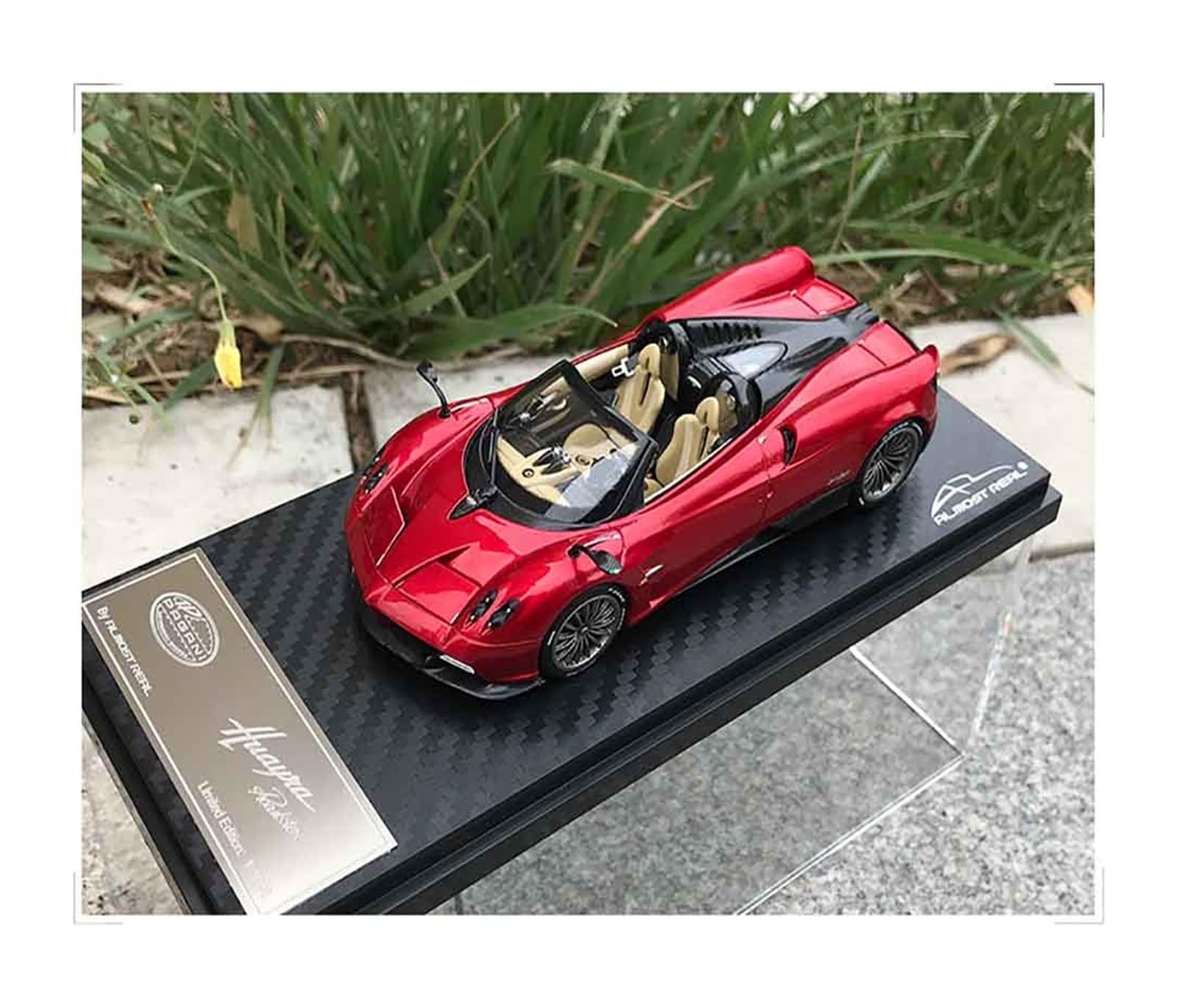 1:43 Scale Pagani Huayra Sports Car Model - Highly Detailed Die-Cast Collectible for Car Enthusiasts & Gift Ideas | Perfect for Display, Office Decor, and Racing Fans Collection