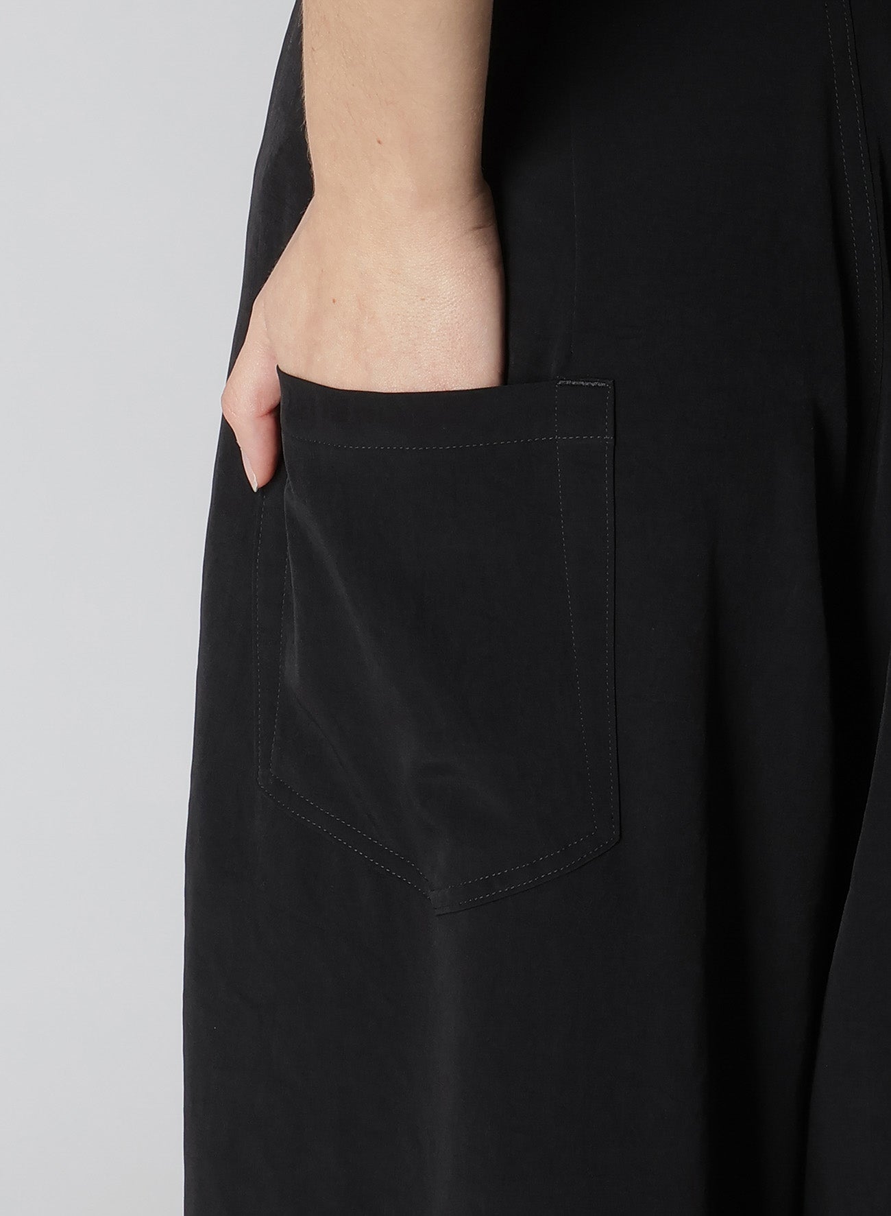 Elegant Crepe de Chine Double Tucked Wide Leg Pants for Women - Comfortable & Stylish Office Wear & Casual Outfits