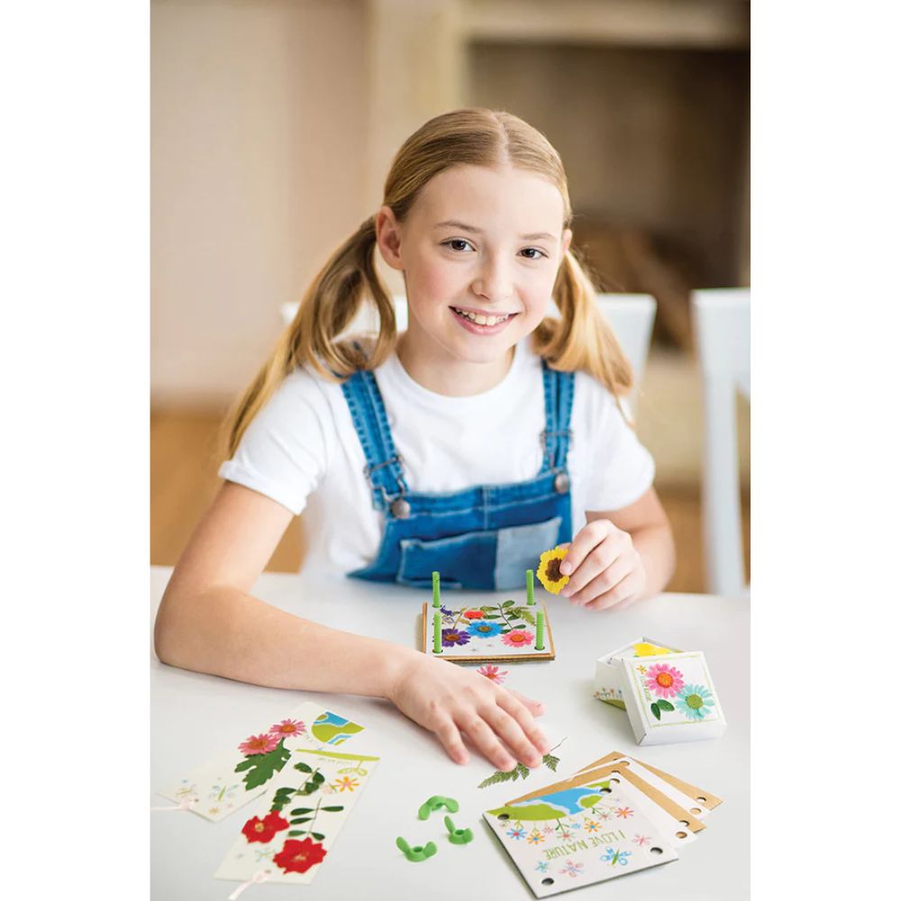 4M Pressed Flower Kit - DIY Flower Pressing Craft Kit for Kids & Adults - Create Beautiful Pressed Flower Art for Scrapbooking, Card Making & Home Decor