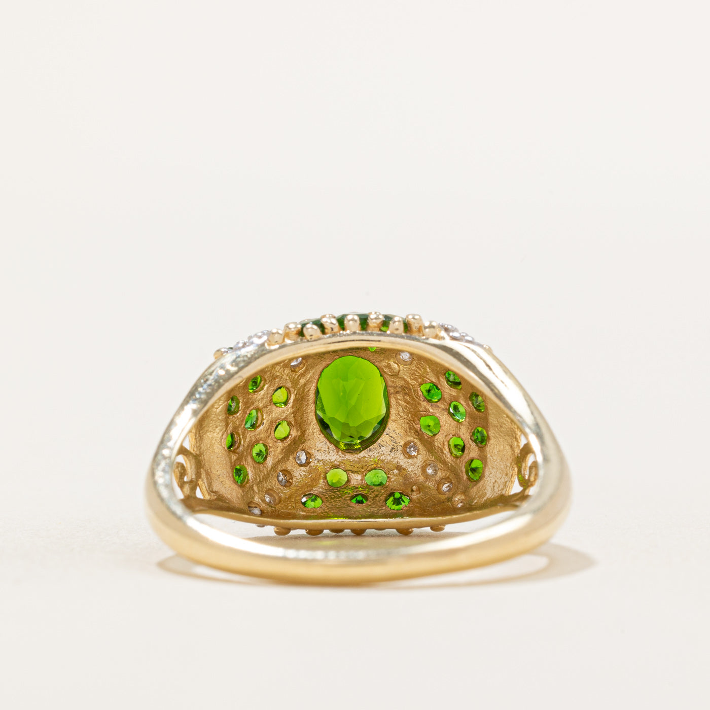 1.50ctw Chrome Diopside & 0.08ctw Diamond Cocktail Ring - Size 9 | Elegant Green Gemstone Jewelry for Women | Perfect for Evening Parties, Weddings & Special Occasions