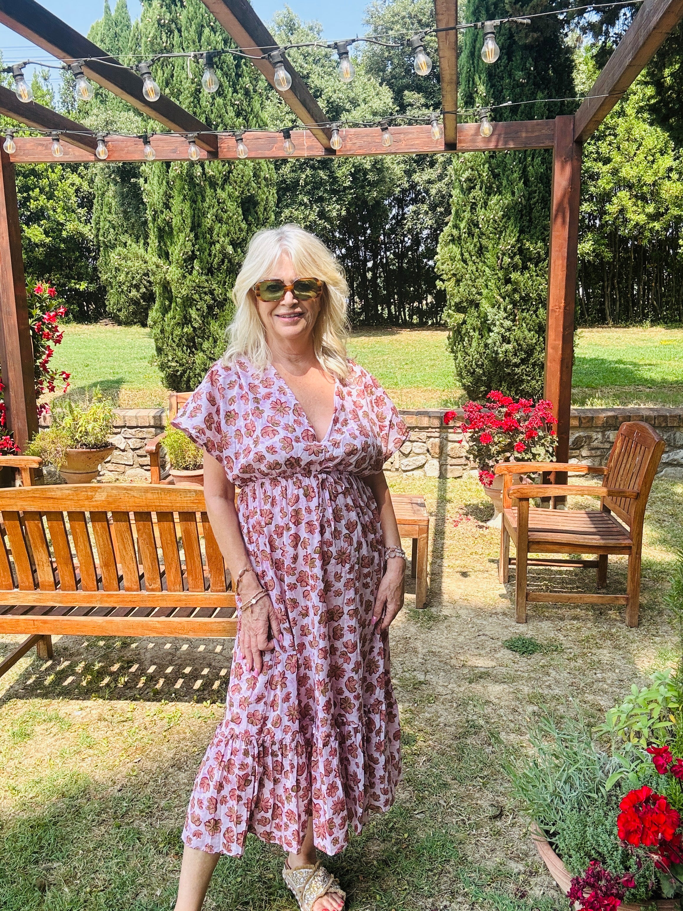 Blueberry Floral Print Dress for Women - Elegant Summer Maxi Dress for Beach, Vacation & Casual Outings