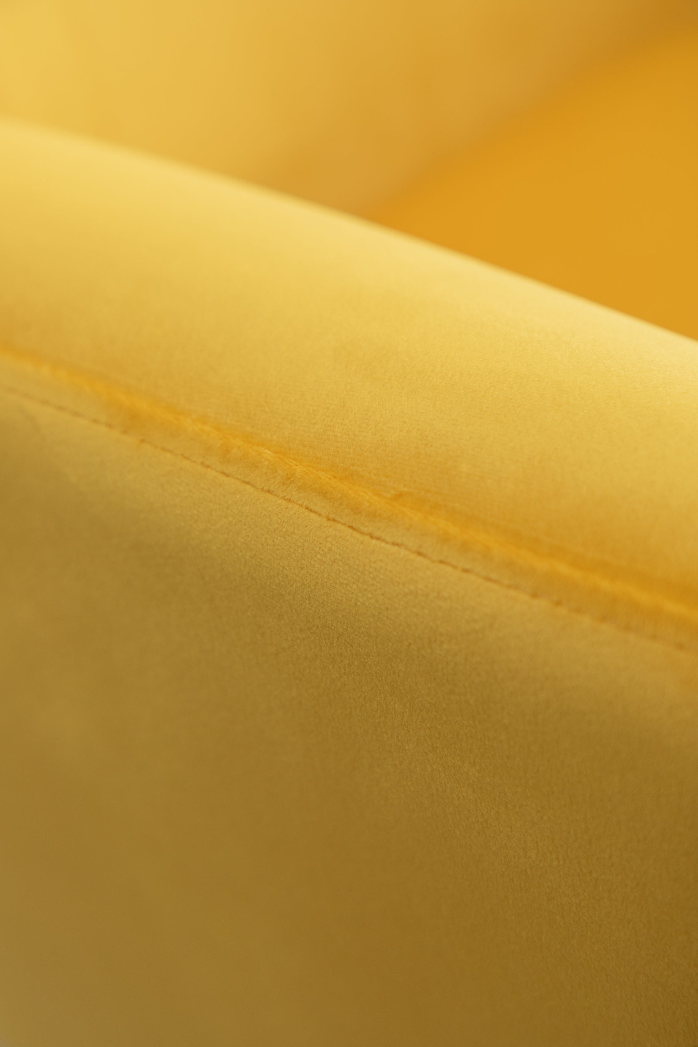 Roundhill Furniture Sovarol Velvet Button Tufted Wingback Accent Chair - Luxurious Yellow Velvet Upholstery for Living Room, Bedroom & Home Office Decor