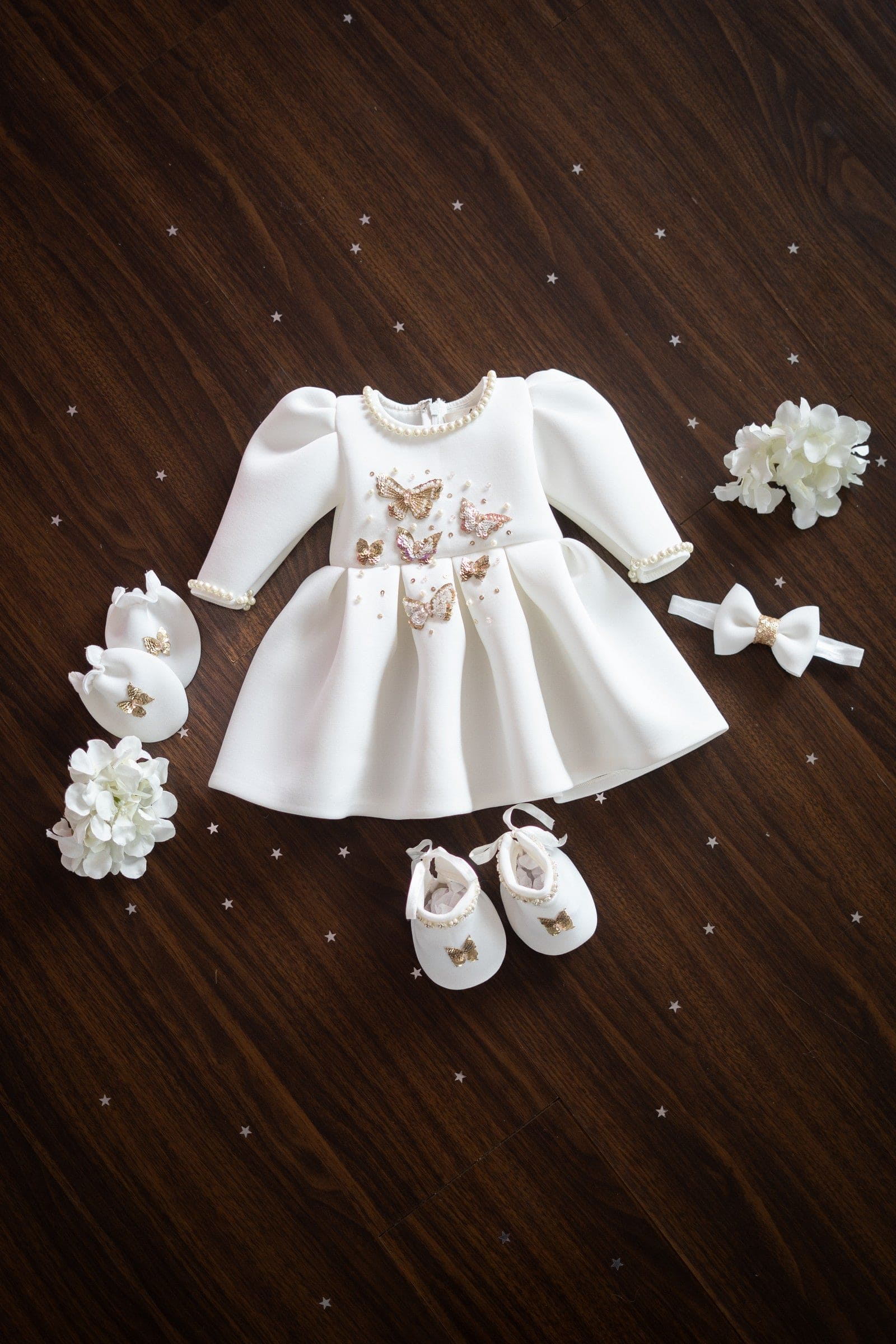 Pre Order: Adorable Butterfly Outfit Set for Baby Girls & Boys – Perfect for Newborn Photoshoots, Christenings & Special Occasions