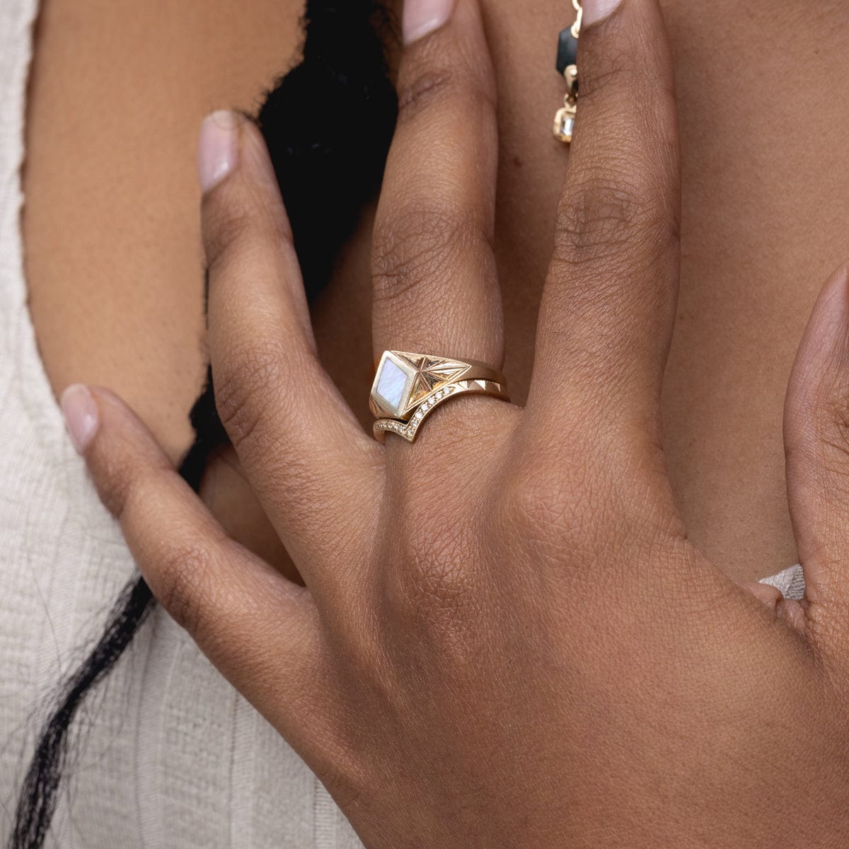 Peak Aurelia 14K Gold Champagne Diamond Wedding Band Ring for Women - Elegant Stackable Bridal Ring for Engagement, Anniversary & Special Occasions