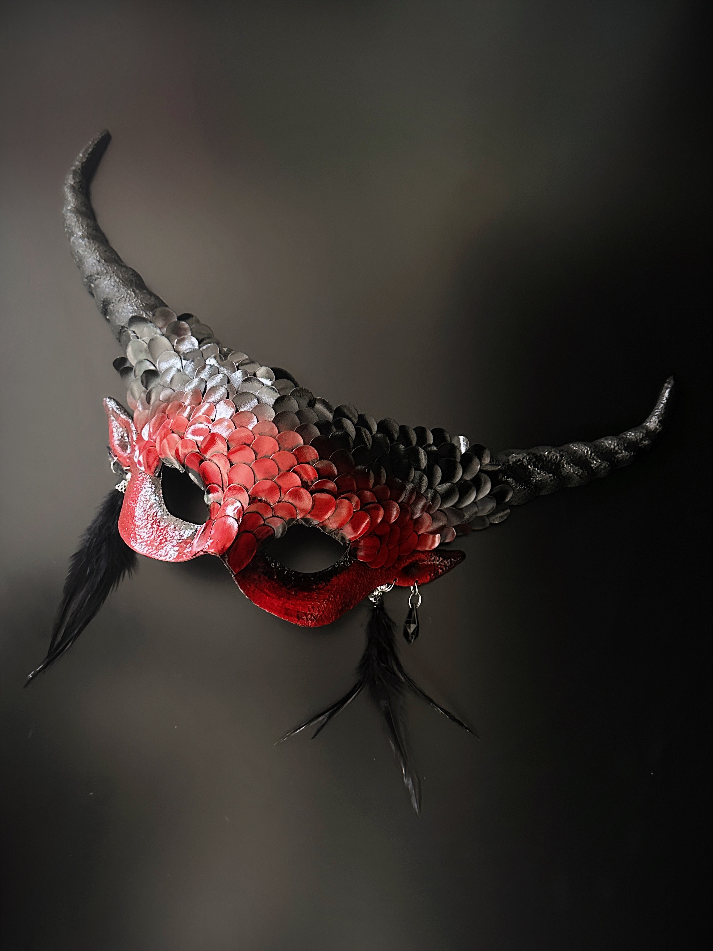 Mythical Horn Mask with Red and Black Scales - Cosplay, Halloween Costume, Fantasy Role Play, LARP Accessory