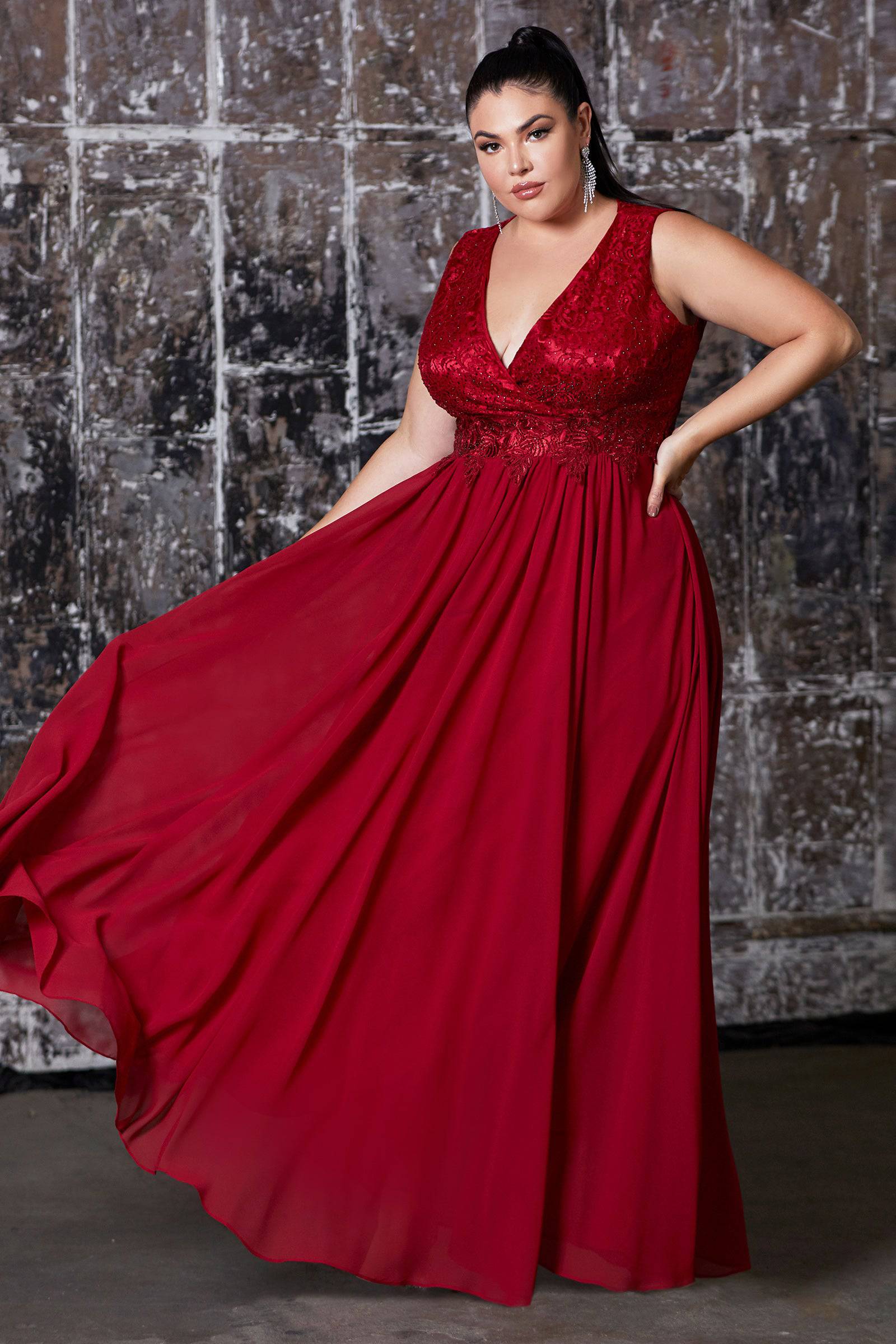 Luxury Plus Size Evening Gown with Embroidered Bodice & Flowing Long Skirt - Formal Dress for Weddings, Galas & Special Occasions #CDS7201