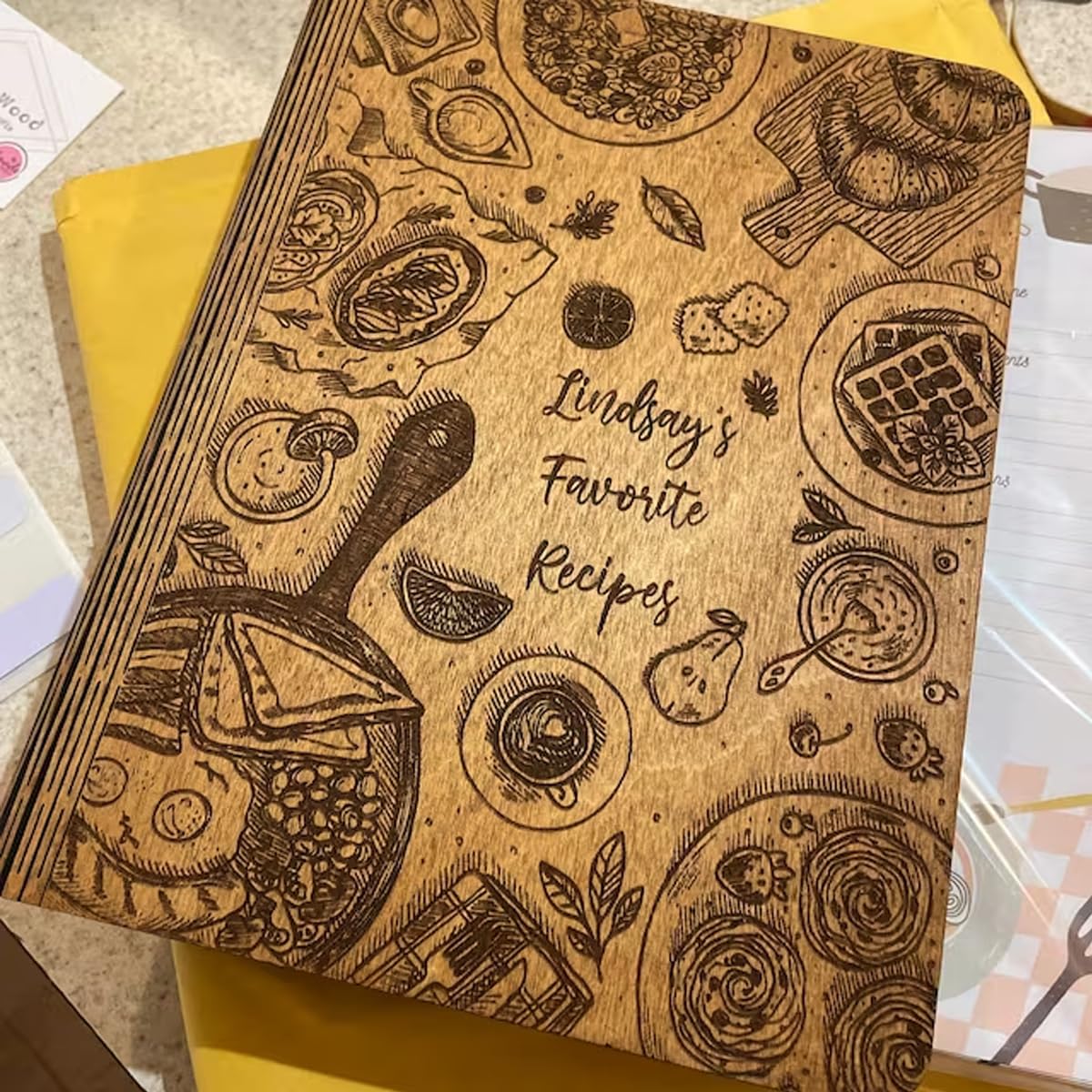 Personalized Wooden Recipe Book Binder - Custom Family Cookbook Journal with Wood Cover, A5 Sketchbook Notebook for Writing - Perfect Mother's Day & Christmas Gift Ideas - Great for Recipe Collection, Meal Planning & Handwritten Cooking Notes