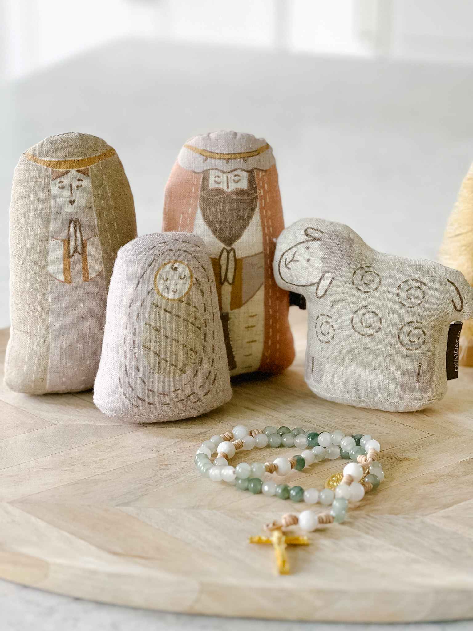 Soft Plush Nativity Set - Christmas Manger Scene with Mary, Joseph & Baby Jesus - Perfect for Holiday Home Decor, Church Displays & Gift Giving