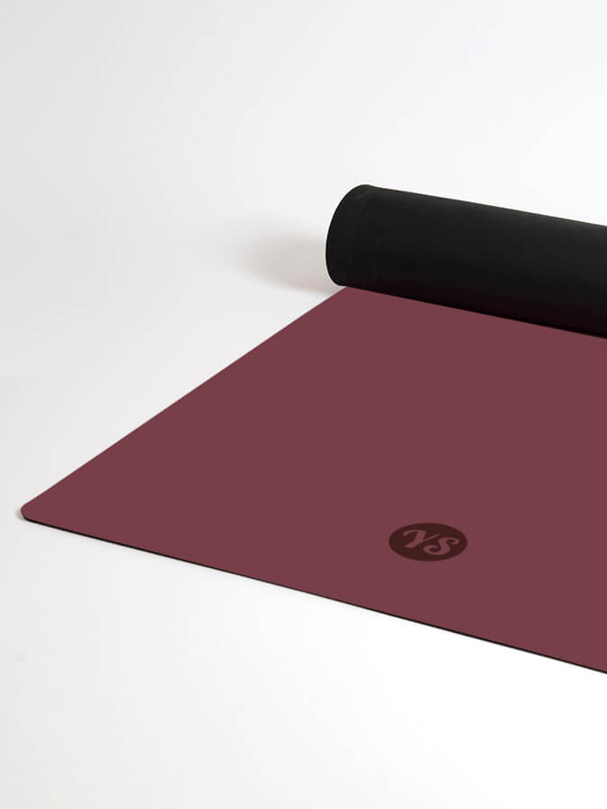 Non-Slip 4mm Thick Yoga Mat for Hot Yoga, Pilates & Home Workouts - Perfect for Studios, Gyms & Travel