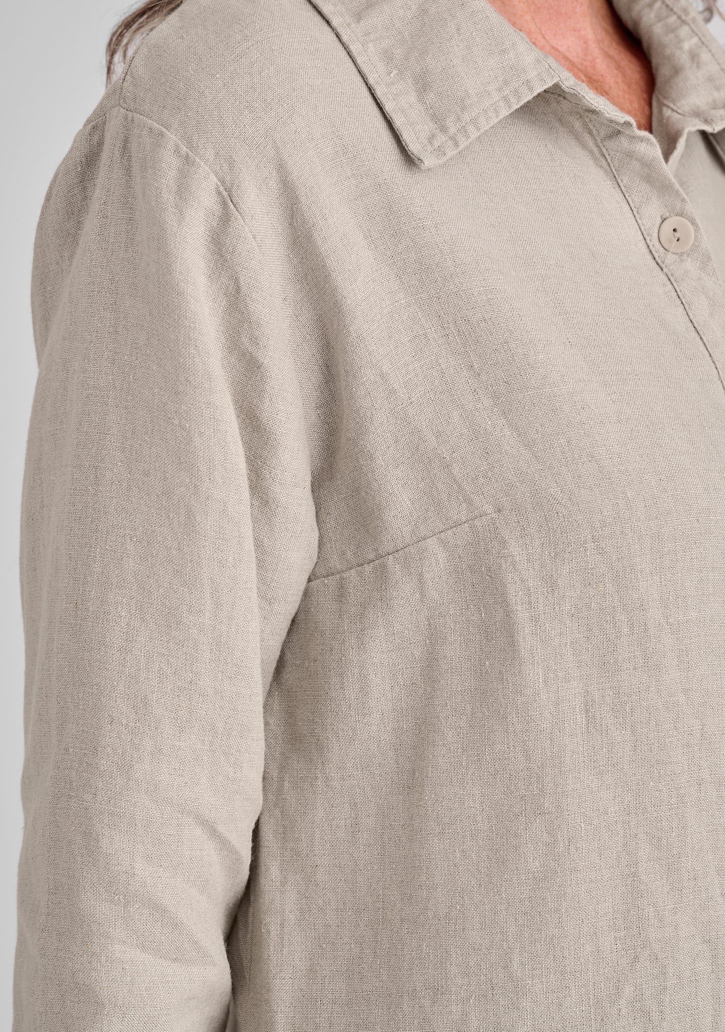Stylish Linen Bias Back Shirt for Women - Breathable Summer Blouse for Casual Outings & Beach Wear
