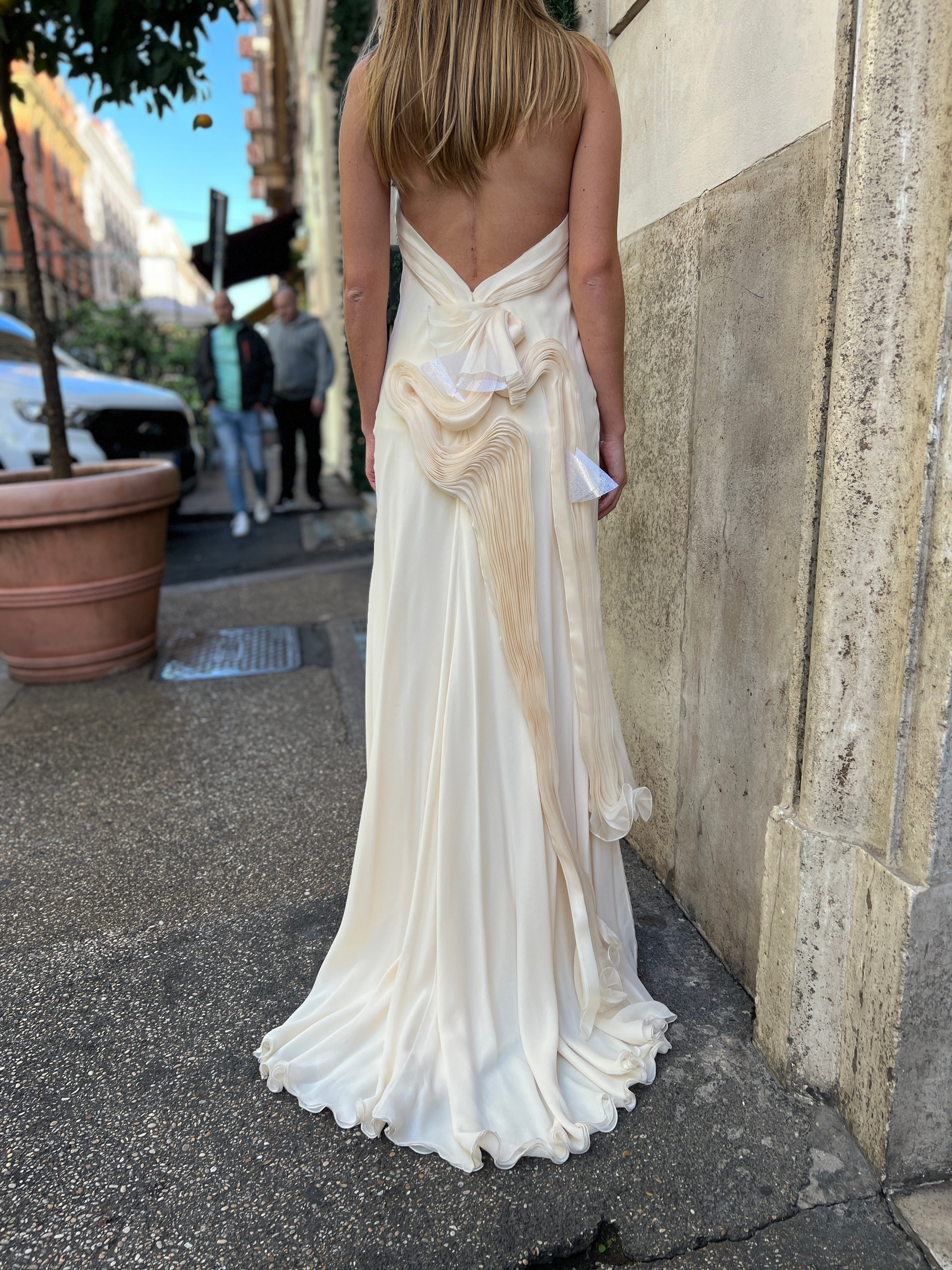 Elegant Pignatelli Wedding Dress - Lace A-Line Bridal Gown for Church Ceremony & Romantic Outdoor Weddings