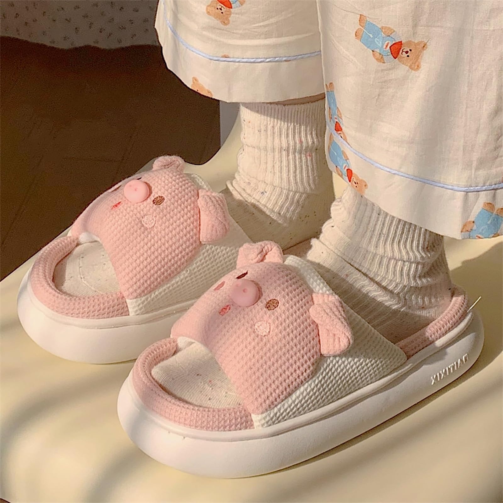 Gaolinci Pig Slippers for Women - Soft & Cozy Home Slippers with Non-Slip Sole - Perfect for Indoor Comfort, Lounge Wear & Gift Giving