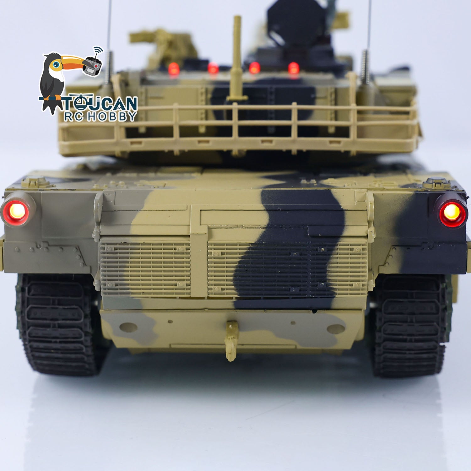 Heng Long 1/24 Scale RC Tank Abrams M1A2 3816 - 2.4GHz Remote Control Battle Vehicle, Realistic Military Panzer Simulation Model, Pre-Painted & Assembled - Perfect for Military Enthusiasts, Collectors and RC Battle Games