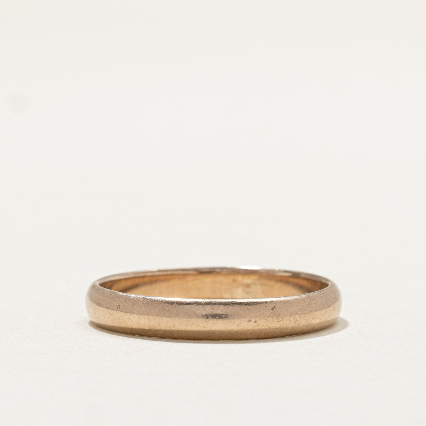 9K Yellow Gold Plain Wedding Band Ring for Women & Men - Size 9.5 - Elegant Minimalist Jewelry for Anniversary, Engagement & Everyday Wear