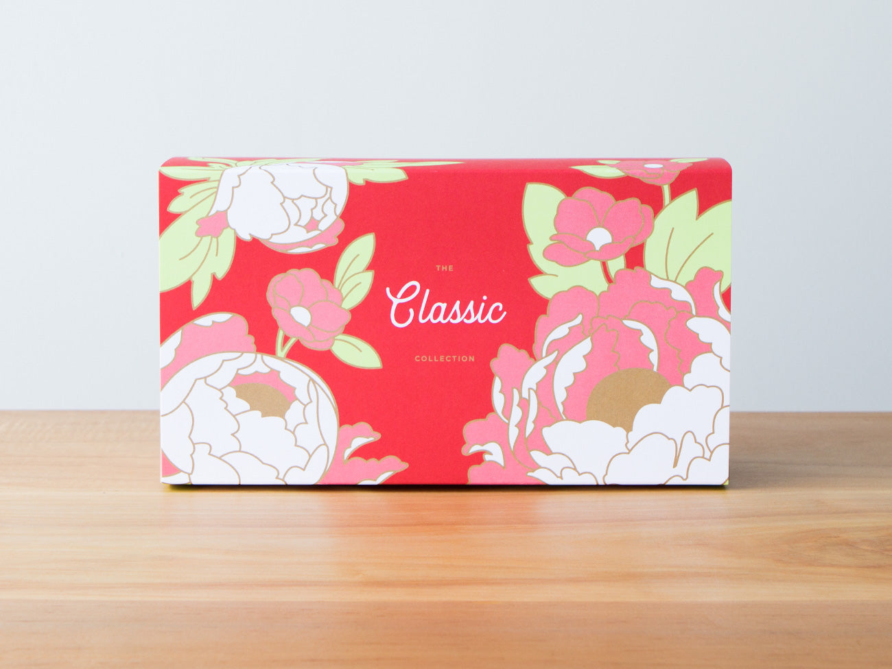 The Classic Collection (2017) - Vintage Style Home Decor & Gift Ideas for Living Room, Bedroom, and Office