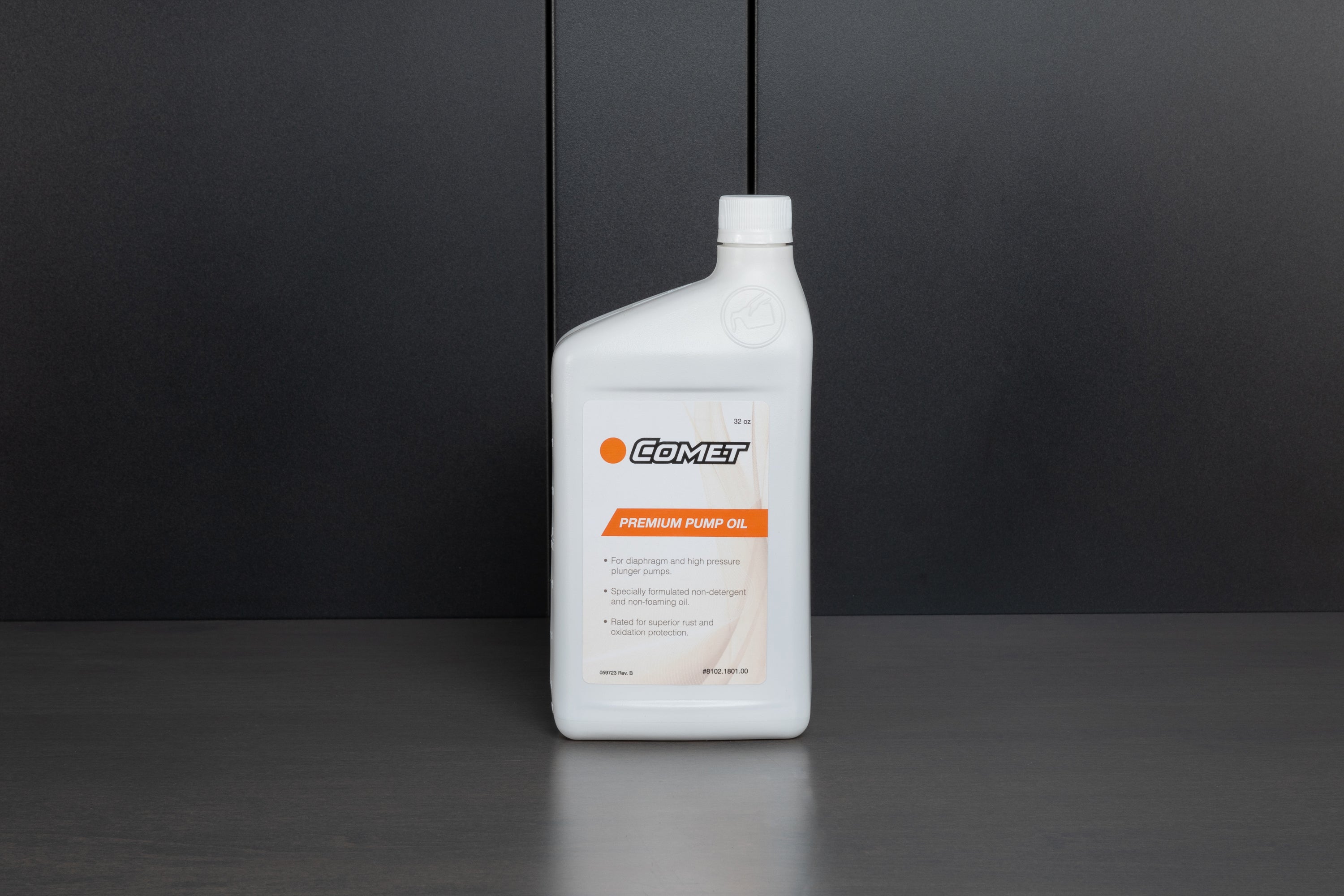 Comet Pump Oil - High-Quality Lubricant for Hydraulic Systems, Engines & Industrial Machinery - Ideal for Automotive, Marine & Heavy Equipment Maintenance