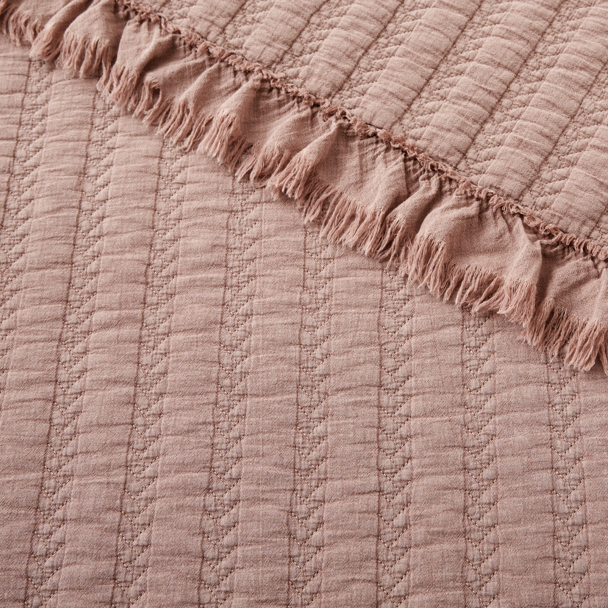 Wilhemina Dusty Rose Dorm Quilt Set - Twin Size Bedding for College Students, Soft Microfiber Comforter with Matching Pillowcases, Perfect for Dorm Rooms & Teen Bedrooms